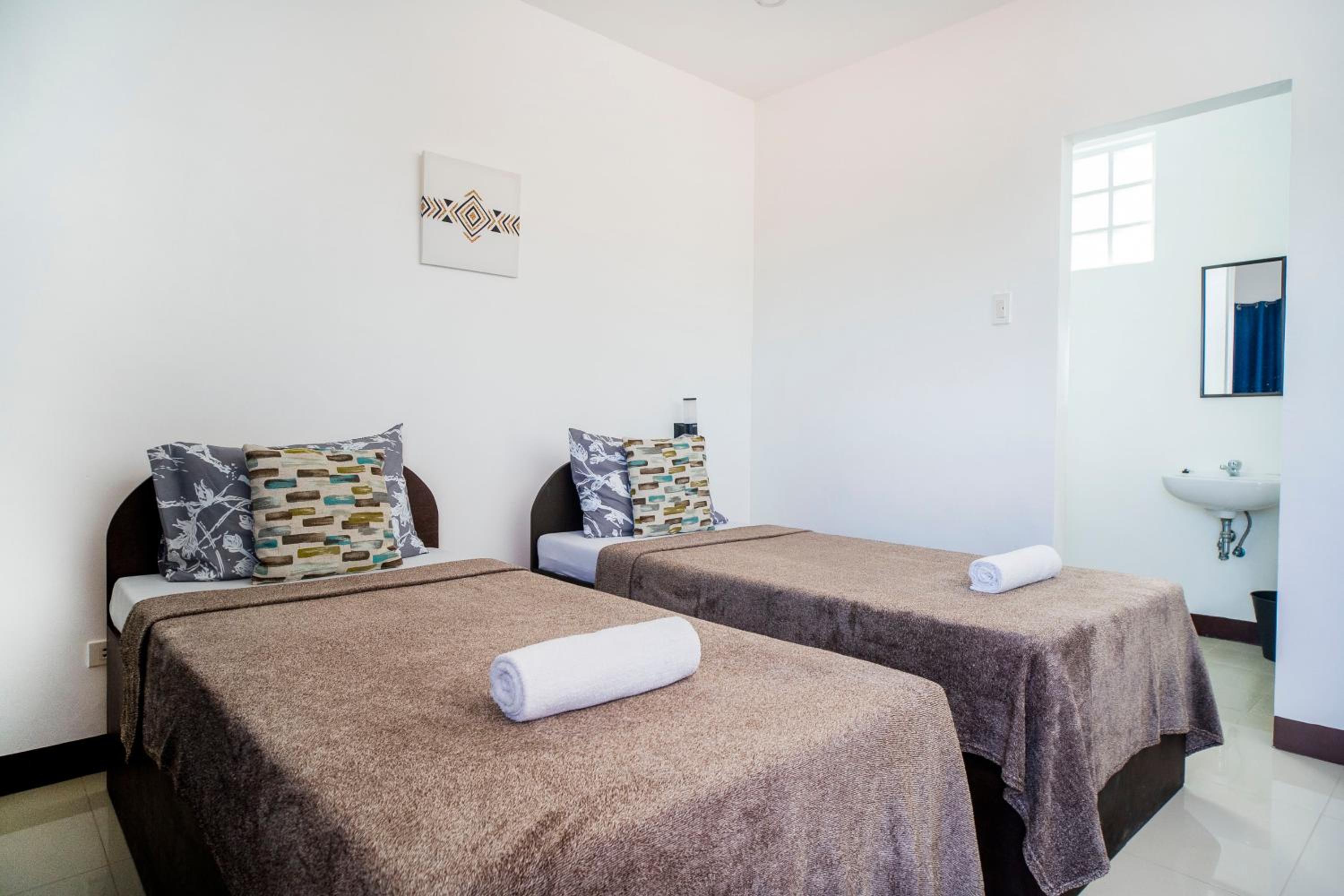 Deluxe Room - Photo 4
