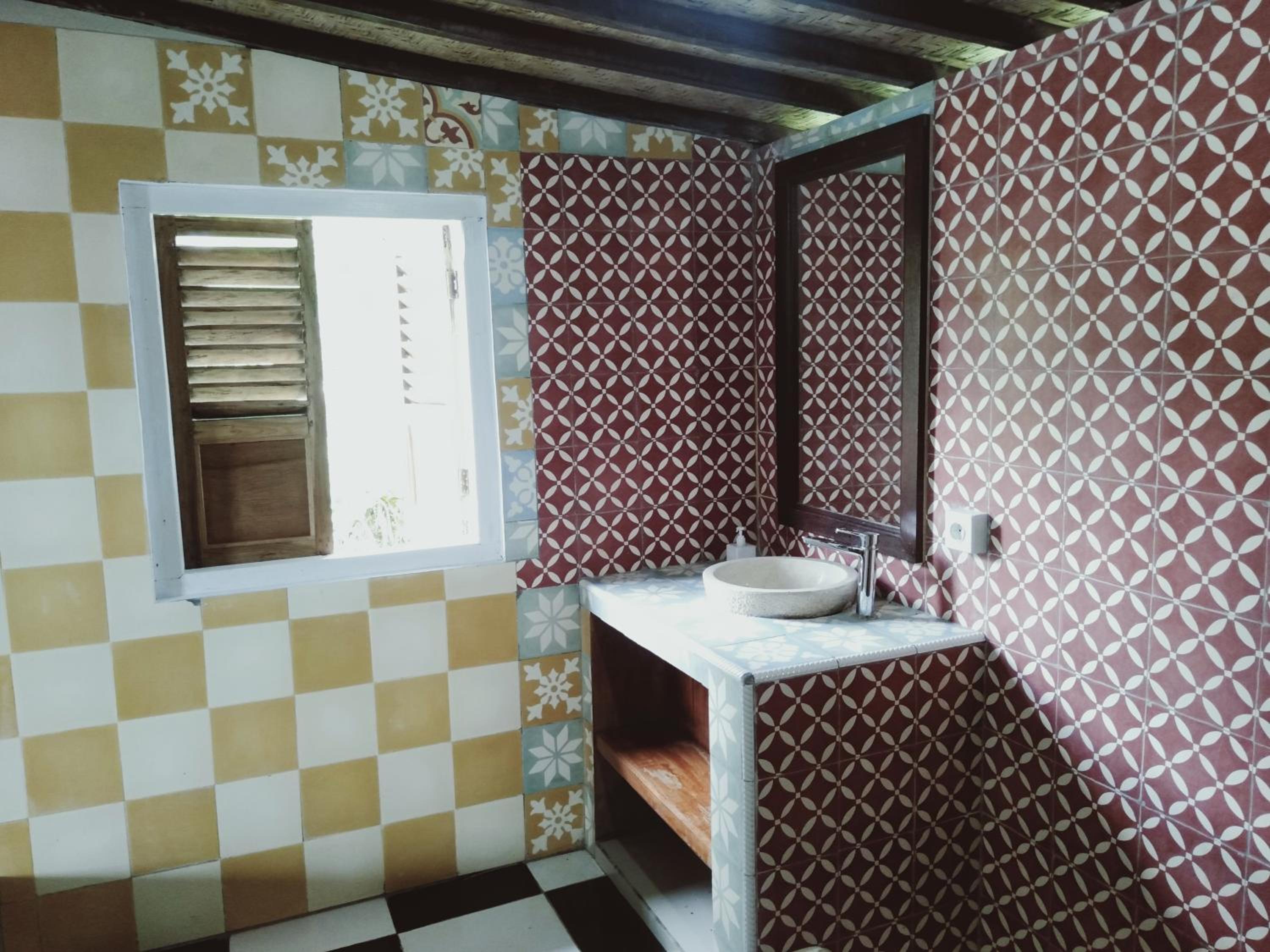 King Room with Balcony - Photo 42