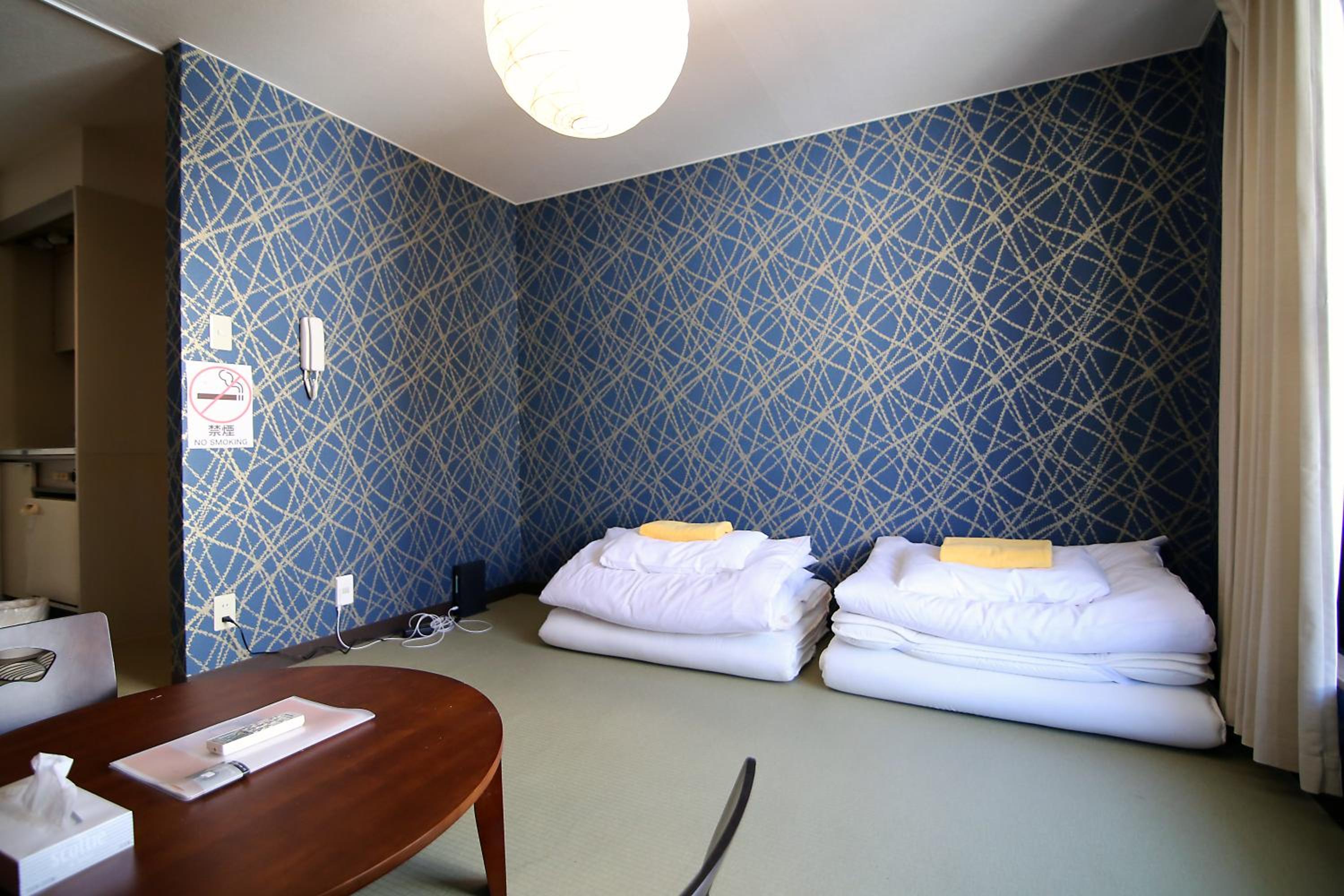 Apartment photo 2