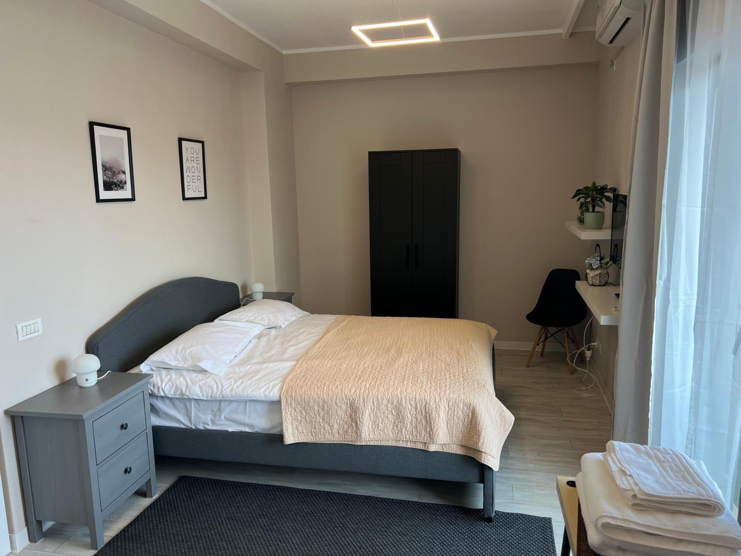 Standard Double Room - Photo 7