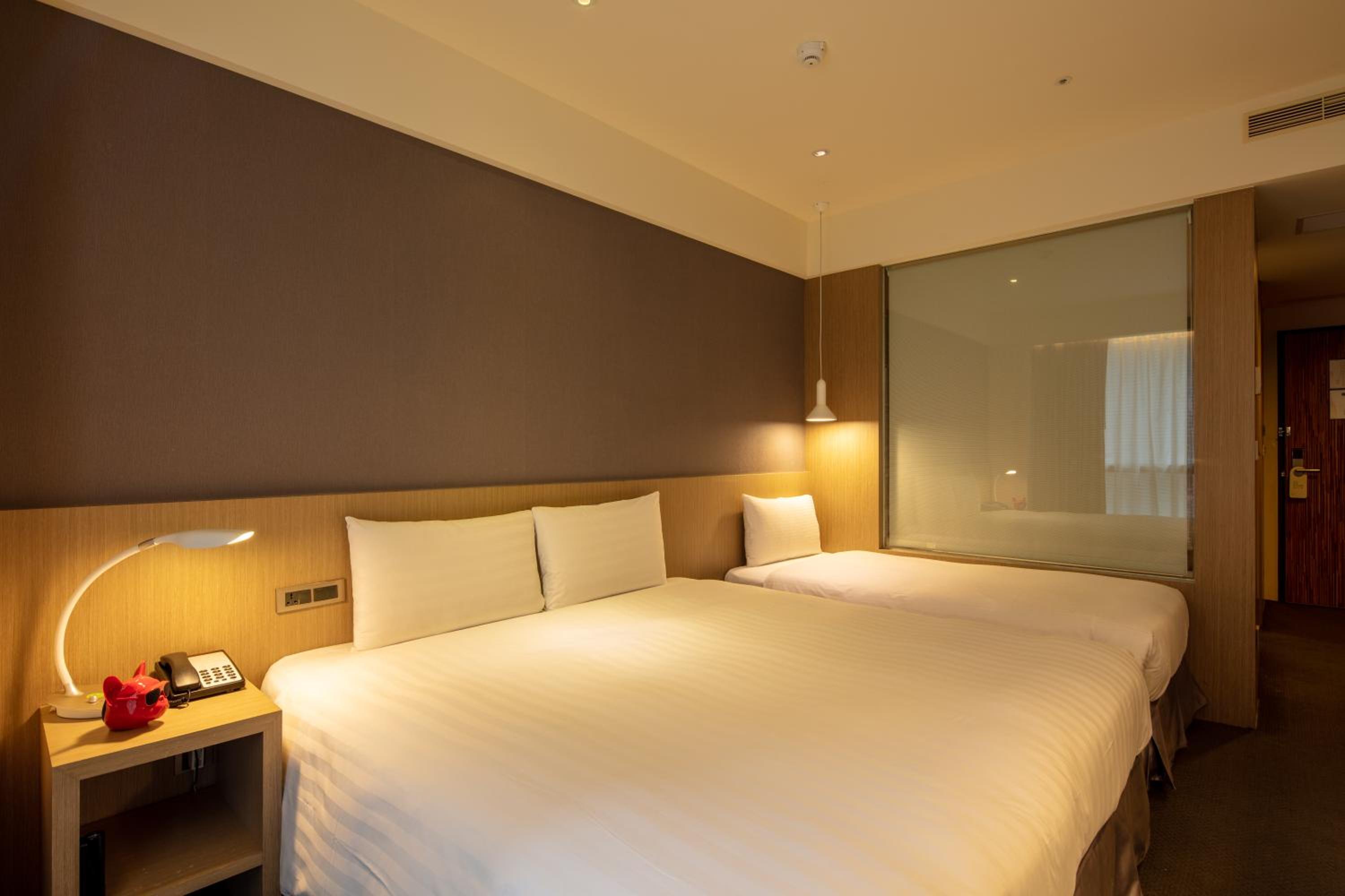 Deluxe Triple Room photo 2