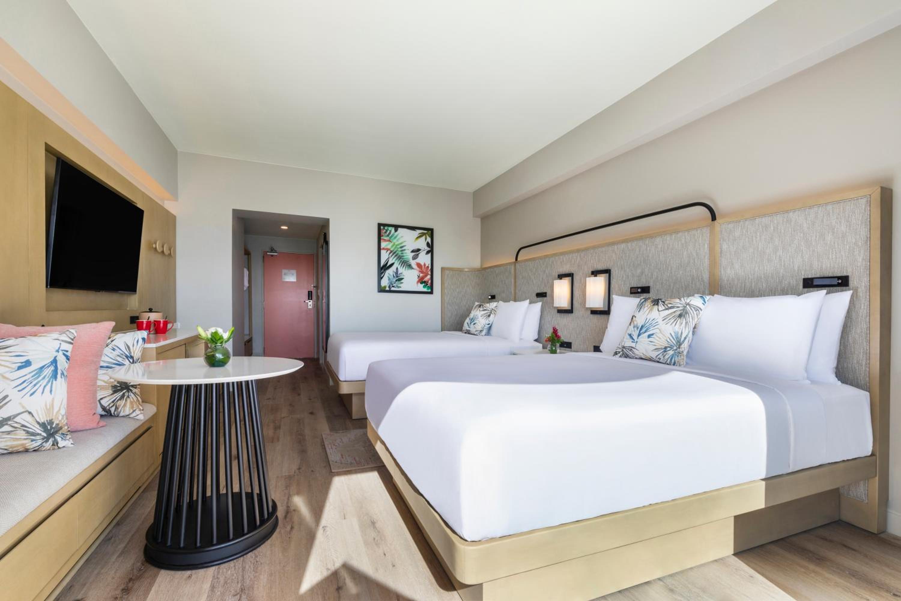 Standard Ocean View - Two Double Beds - Photo 2