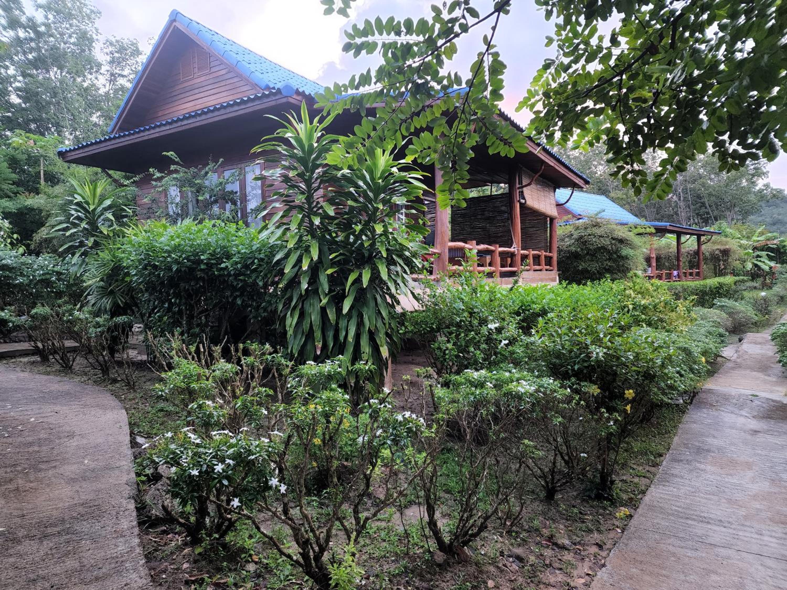 Deluxe Bungalow with Sea View (Not corner) - Photo 24
