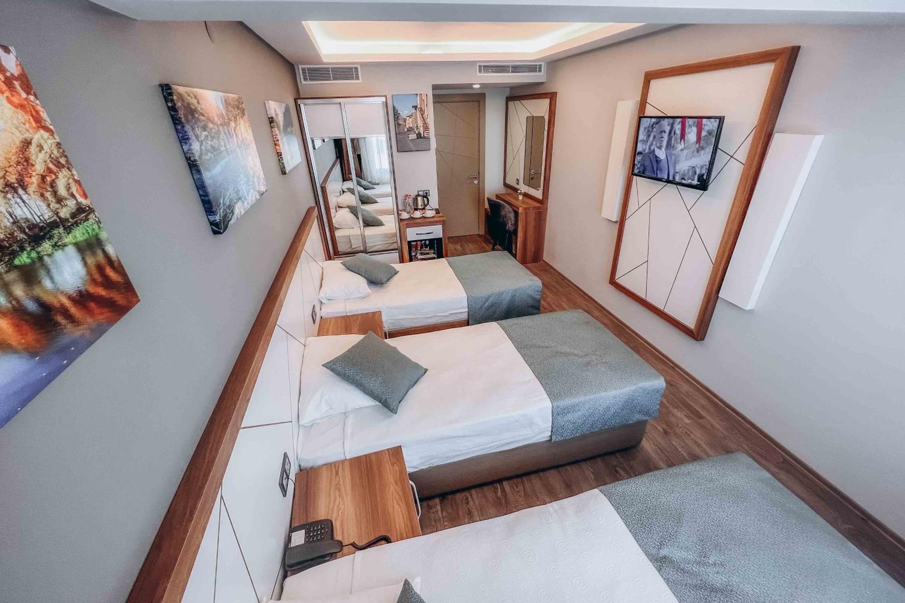 Triple Room