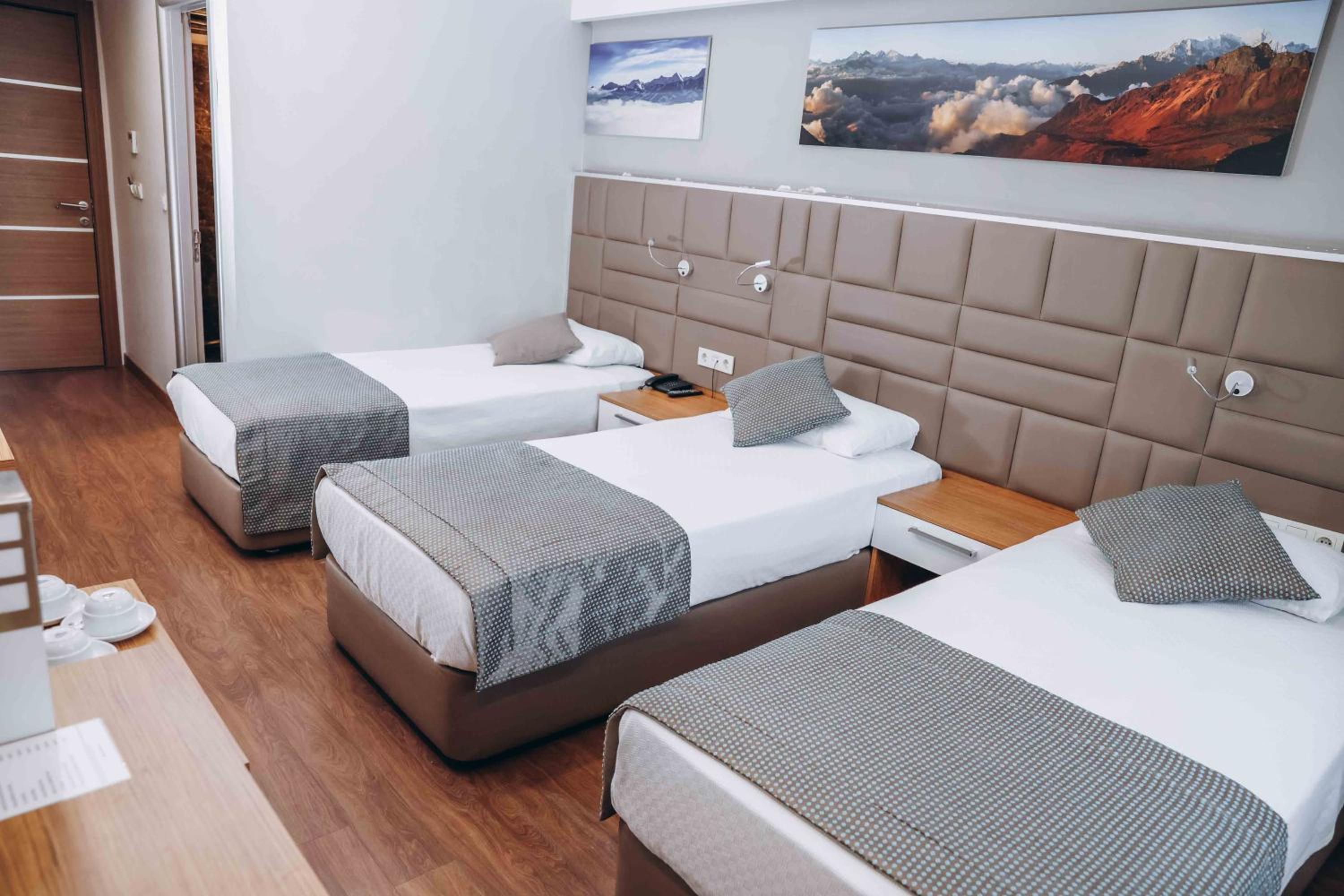 Triple Room