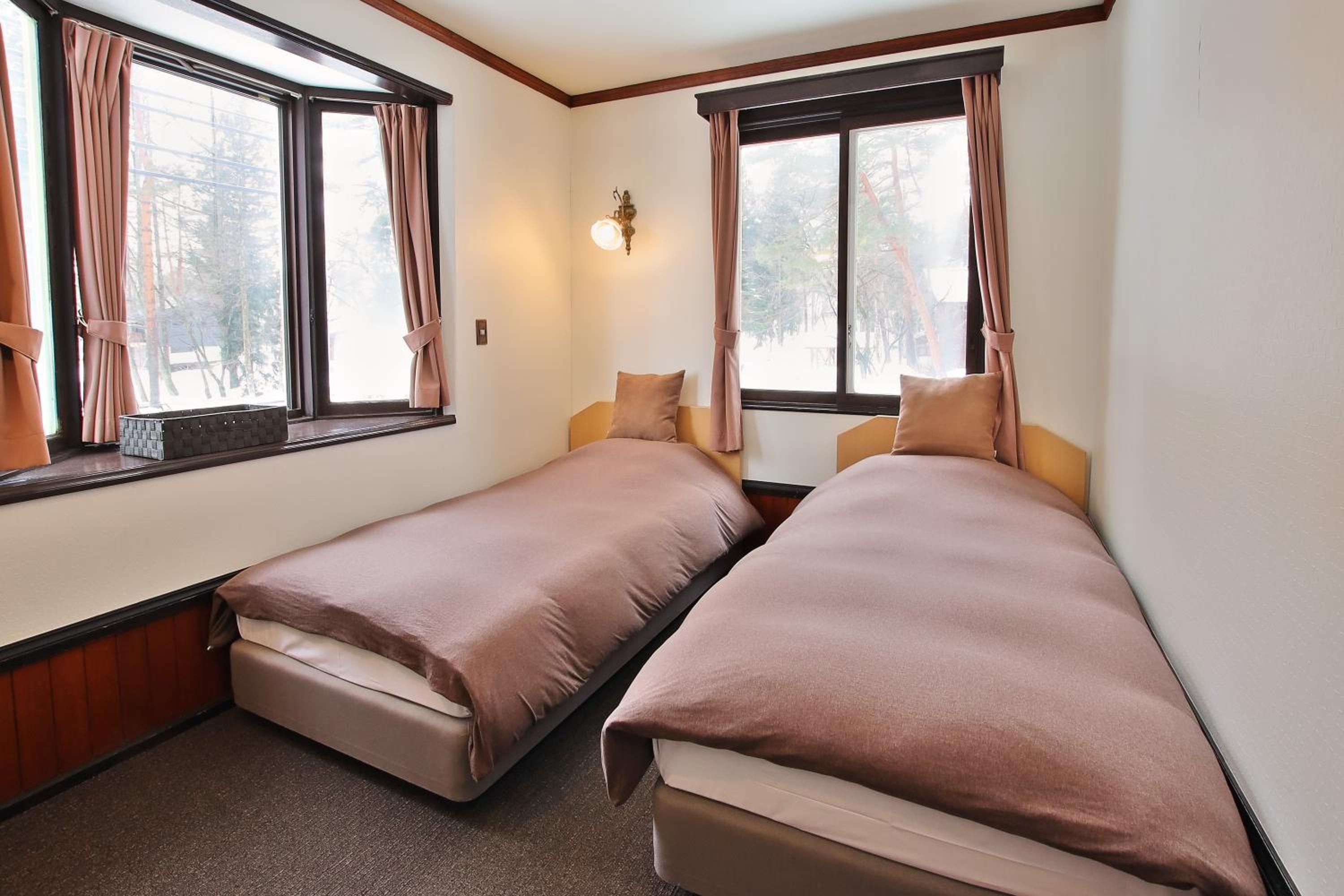 Twin Room with Bathroom