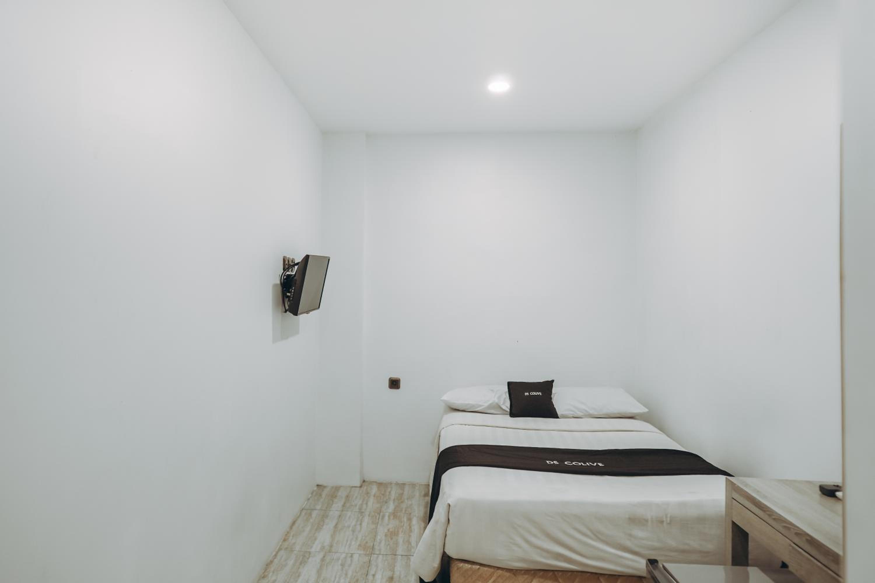 Premium Room - Photo 9