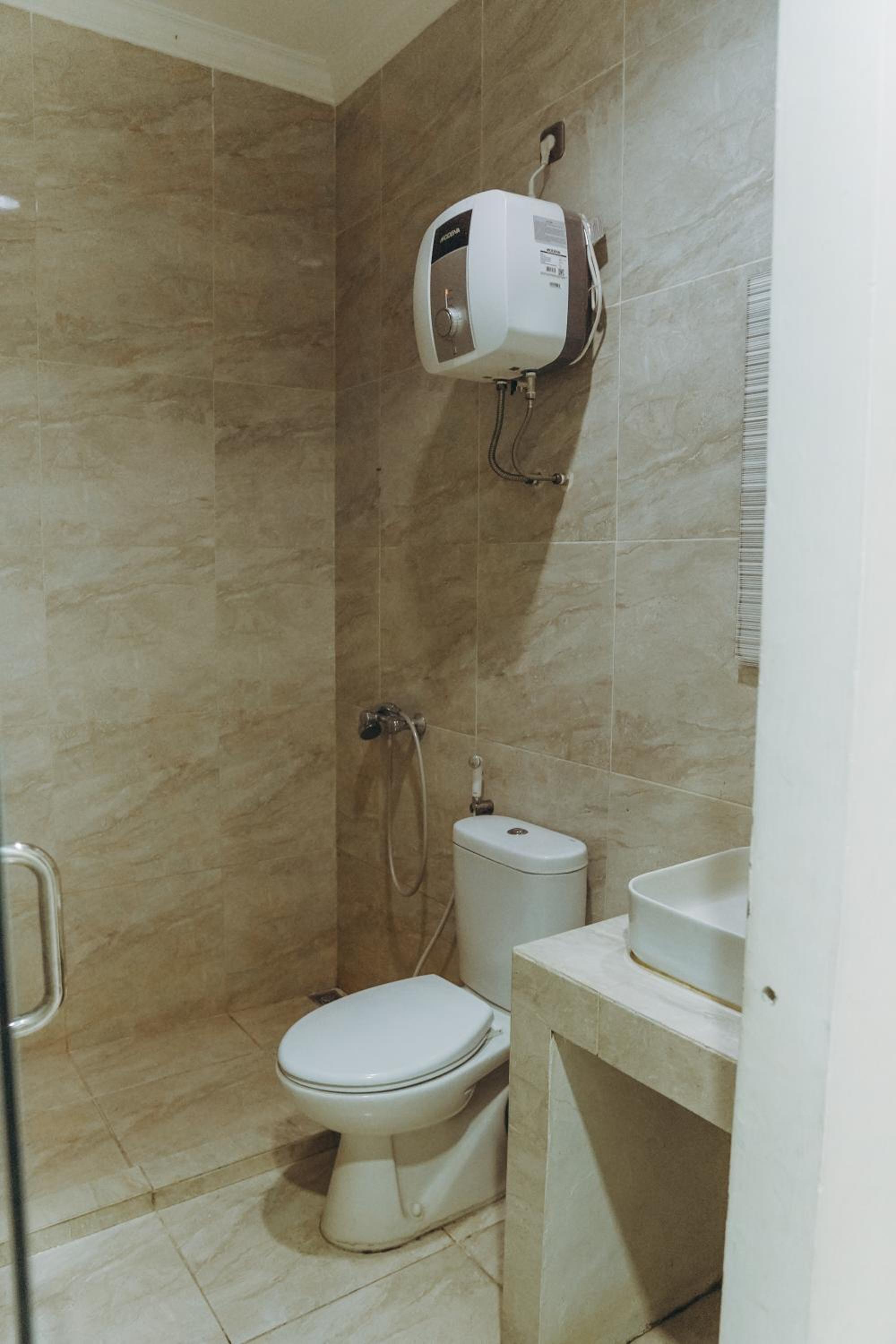 Premium Room - Photo 13