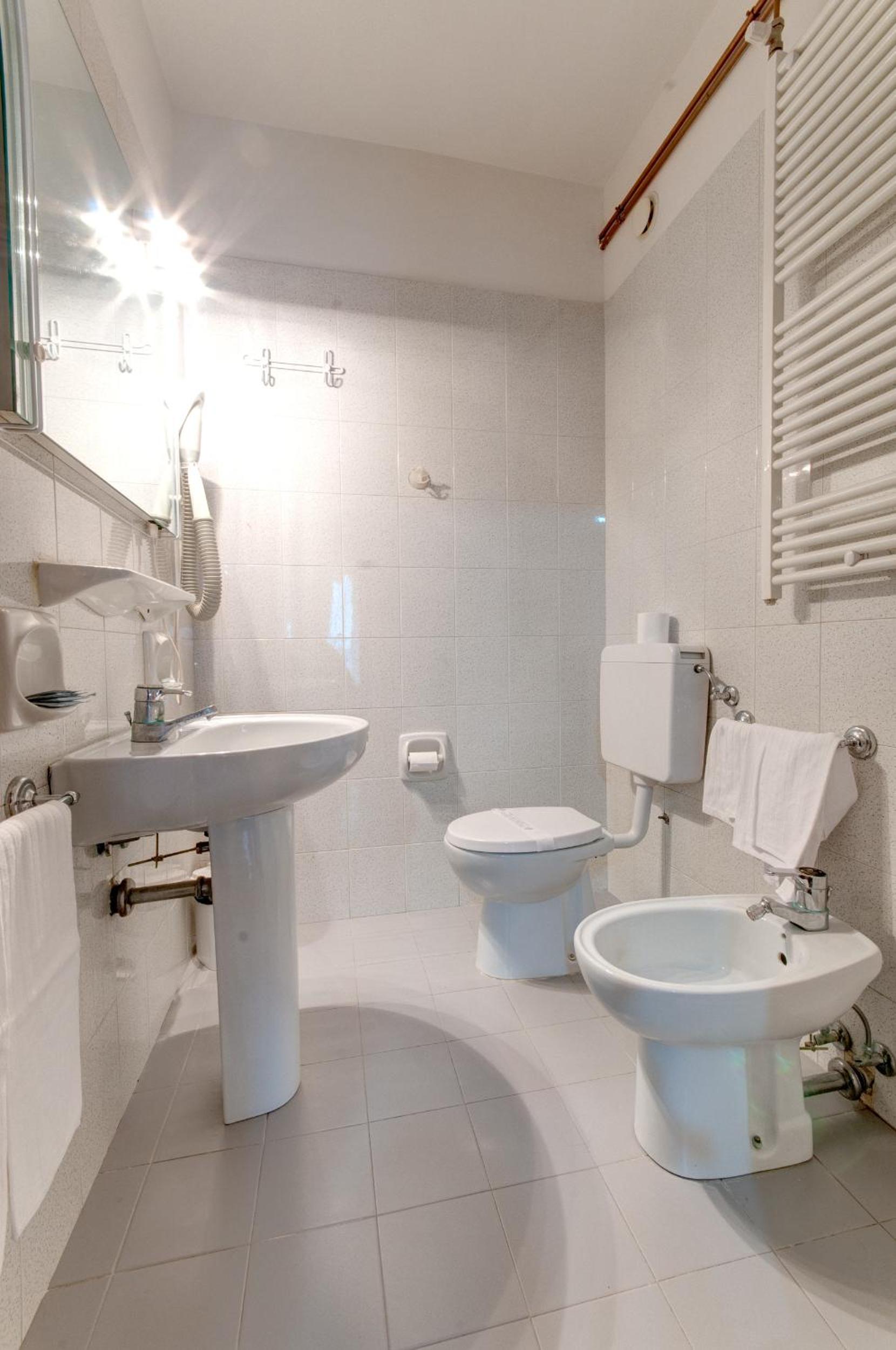 Studio with Balcony (4 Adults)  photo 2