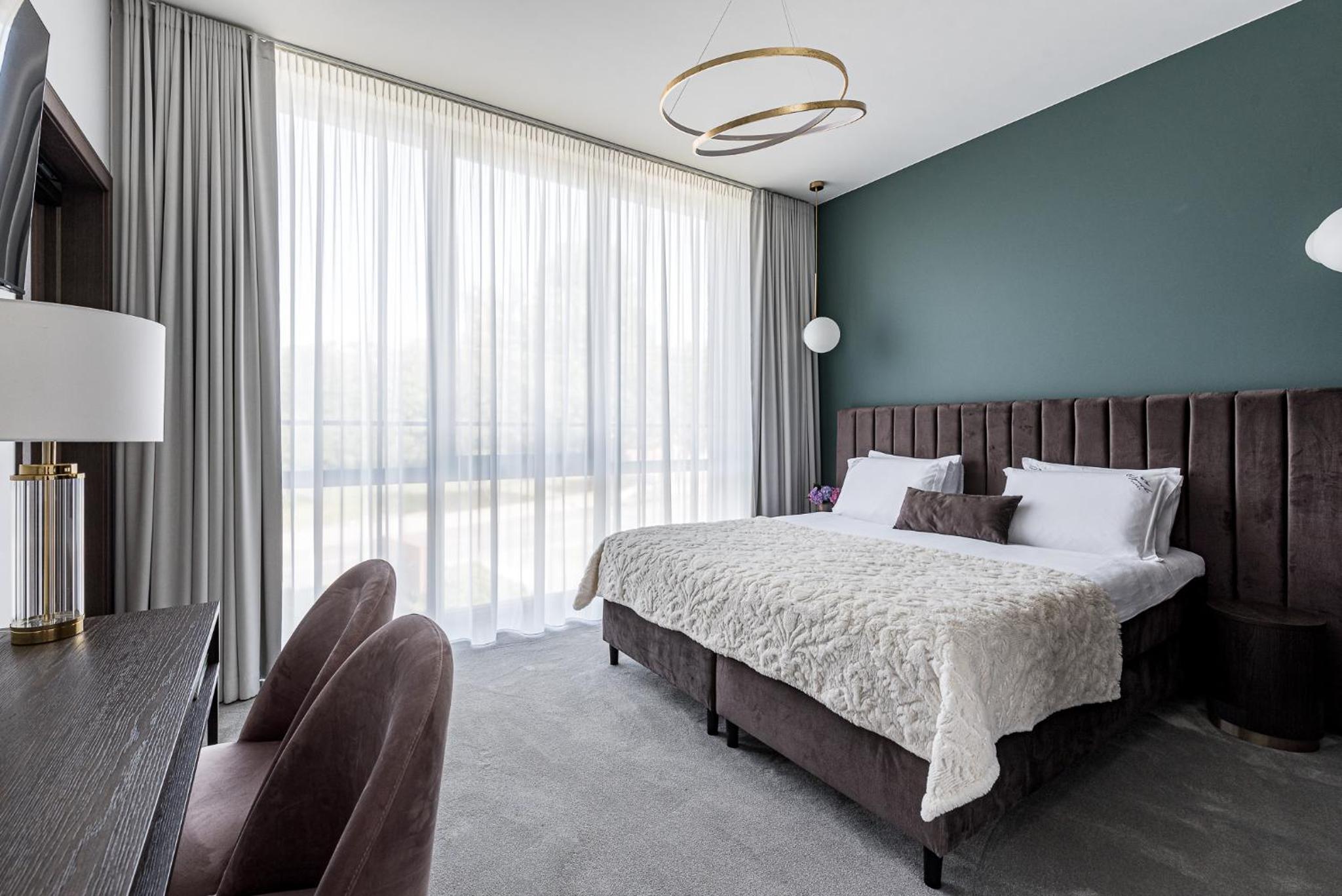 Deluxe Double or Twin Room