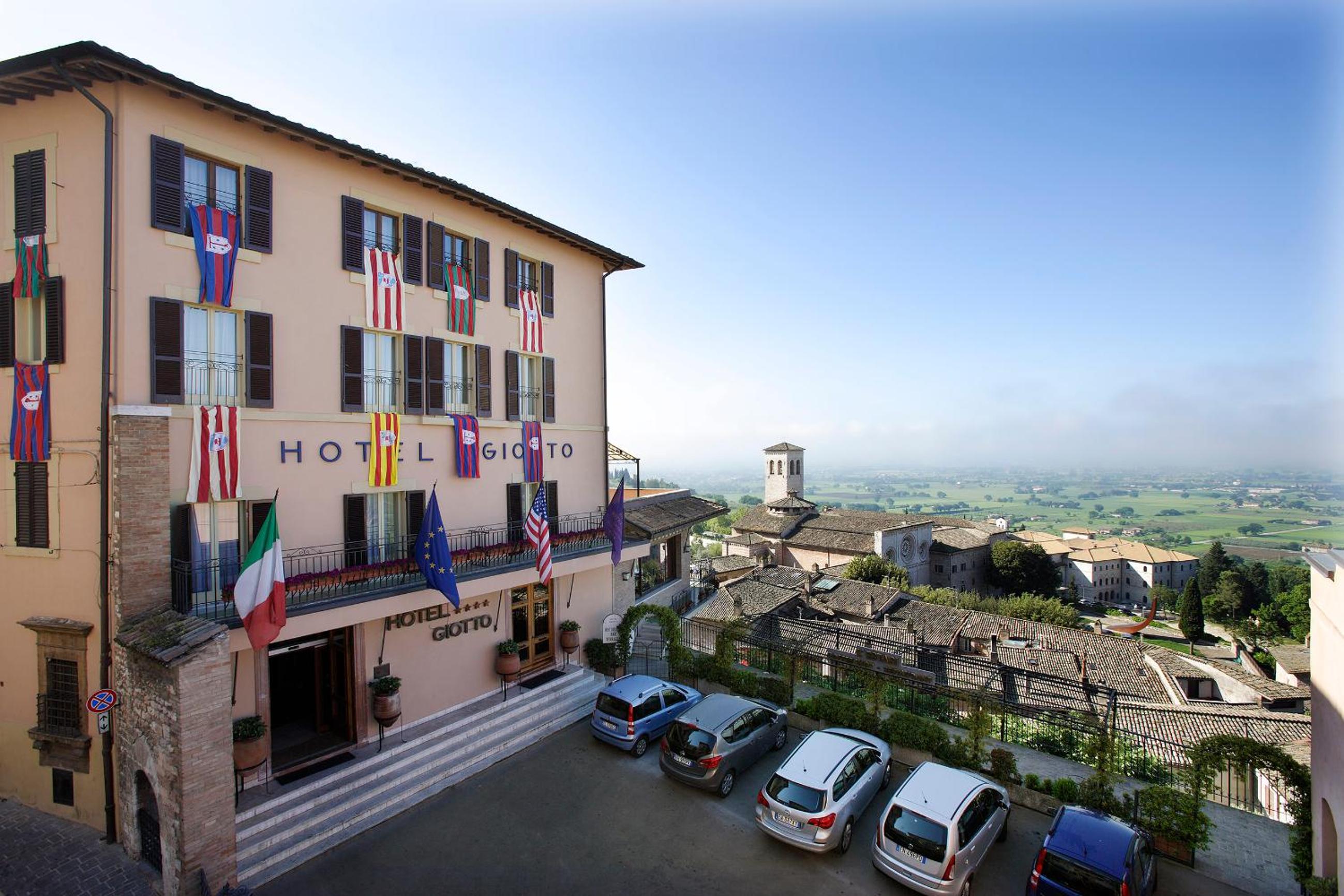 Standard Quadruple Room with Valley View - Photo 4