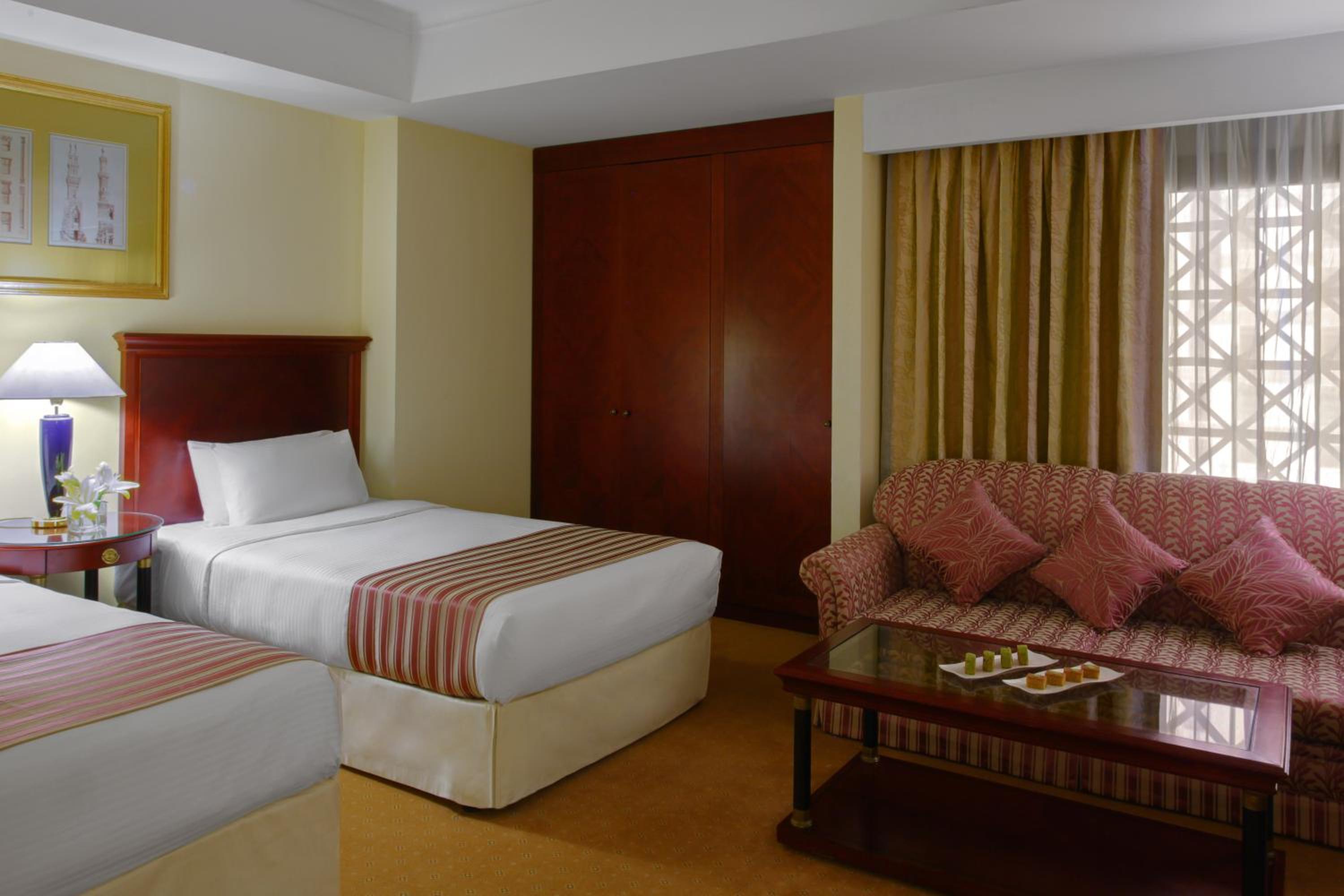 Premium Room - Photo 5
