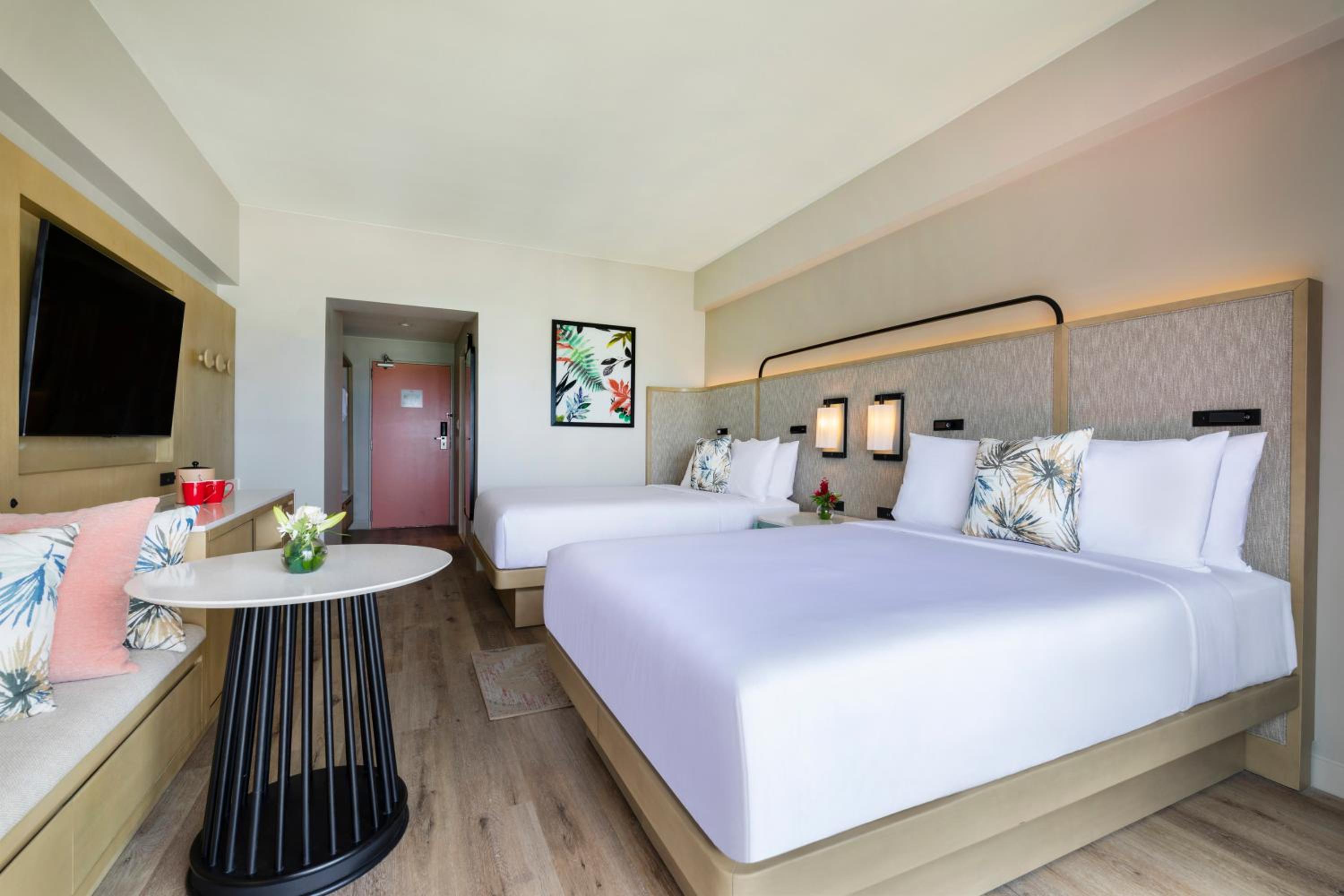 Standard Ocean Front Room - Two Double Beds photo 2