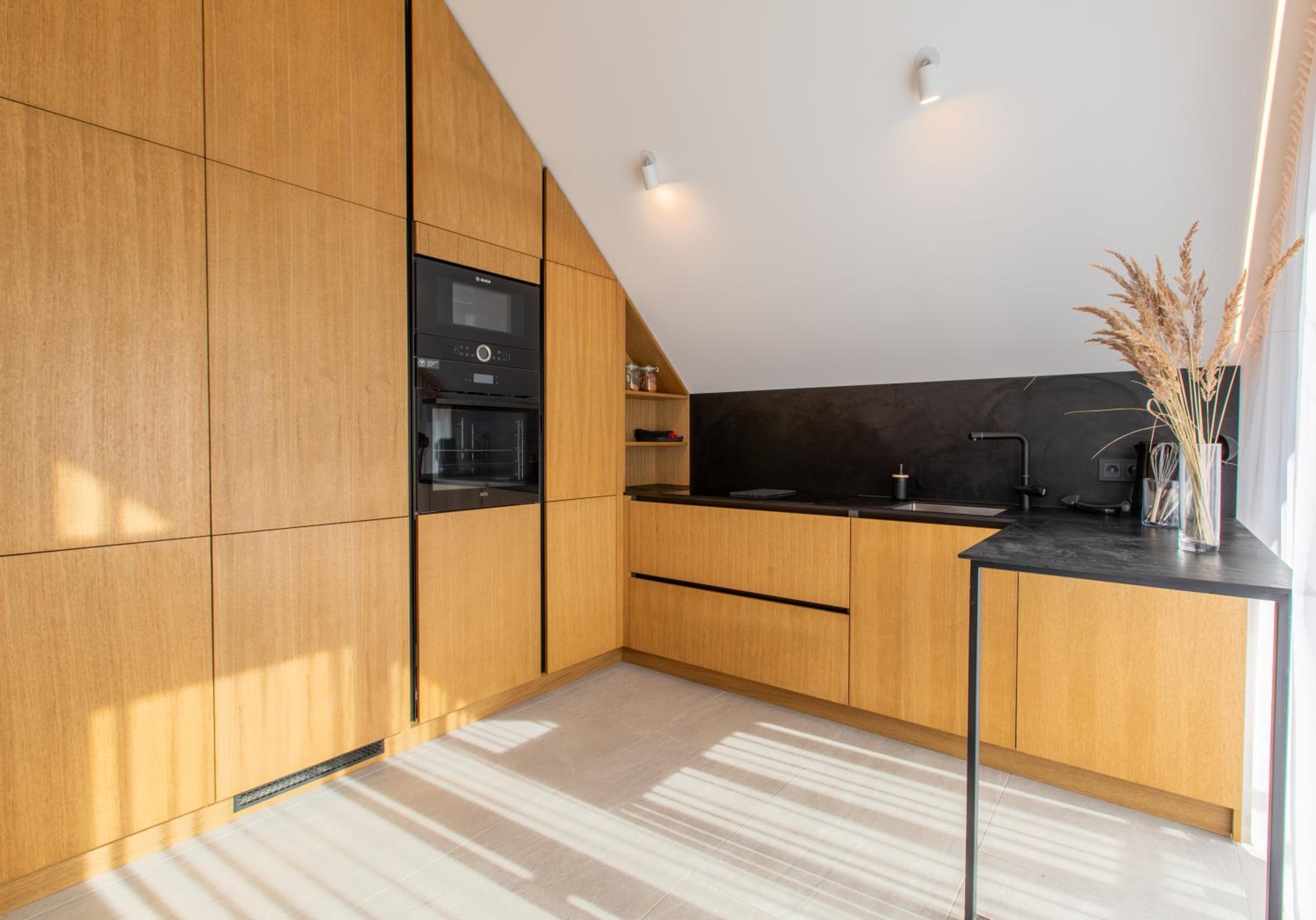 Apartment with Sea View - Photo 18