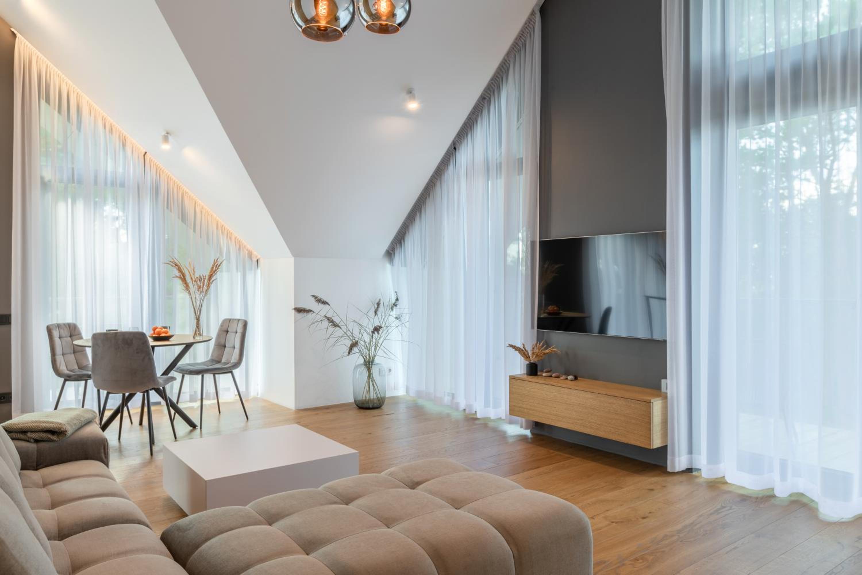 Apartment with Sea View - Photo 6