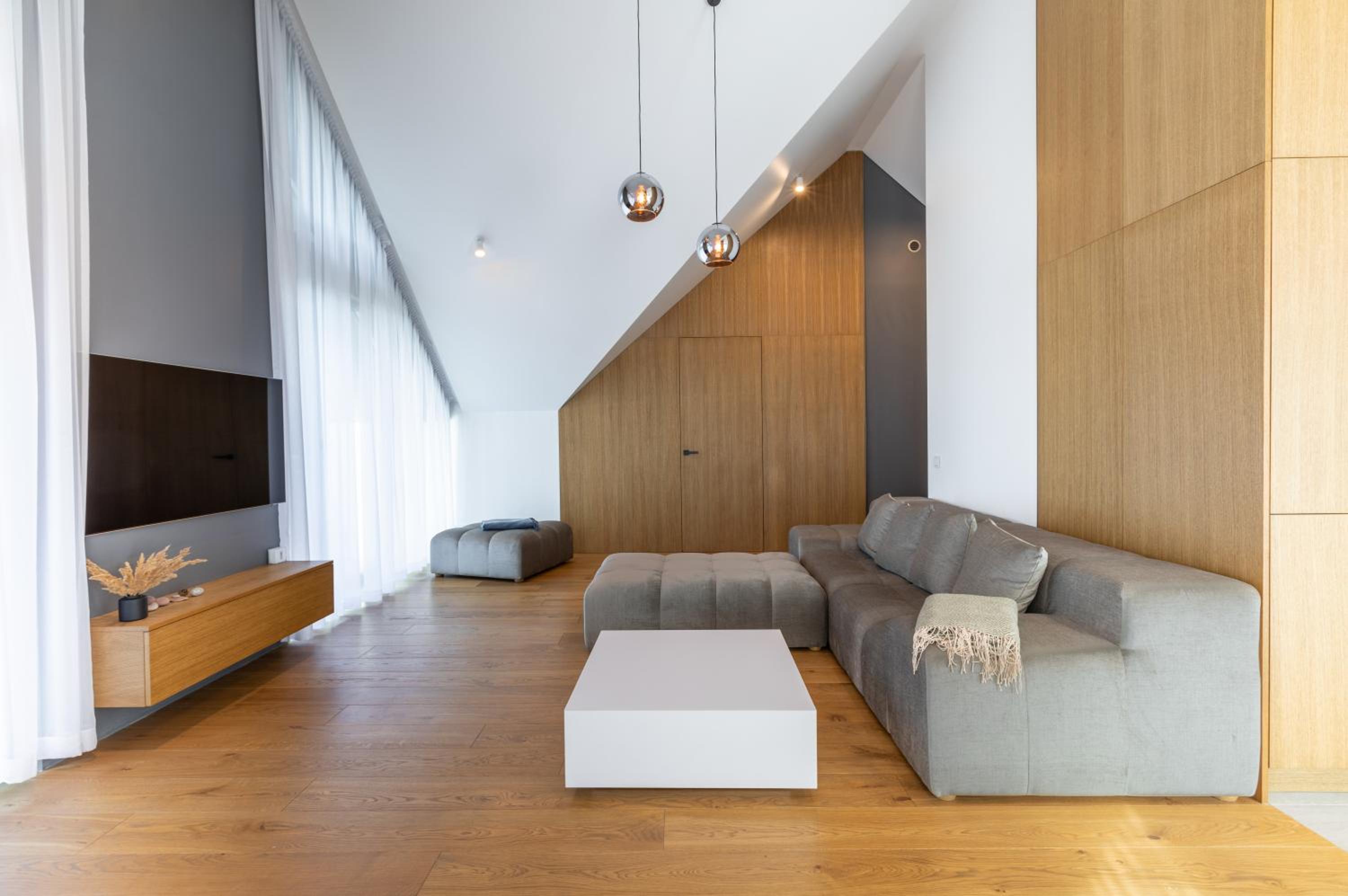 Apartment with Sea View - Photo 8