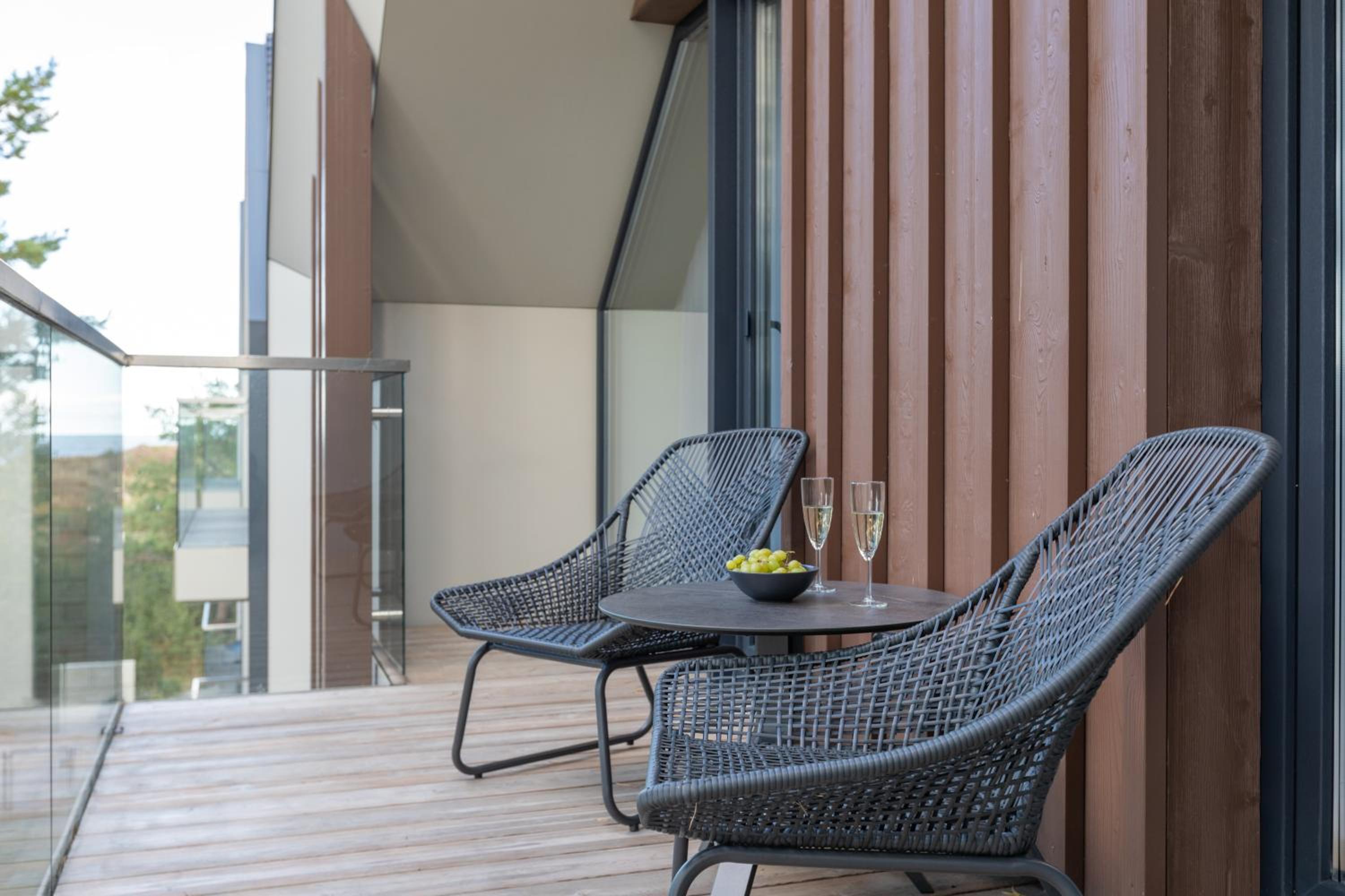 Apartment with Sea View - Photo 35