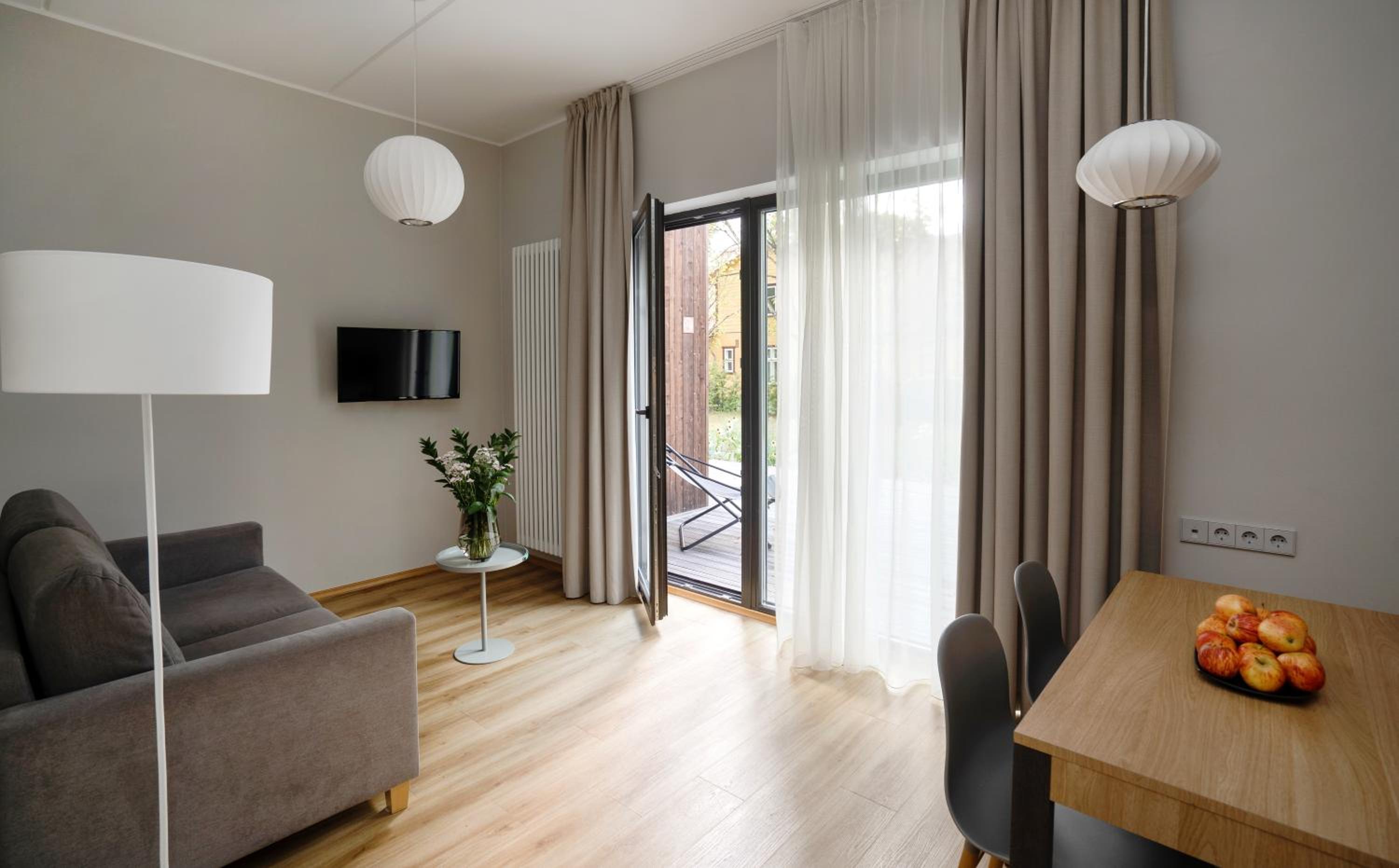 One-Bedroom Apartment  - Photo 36