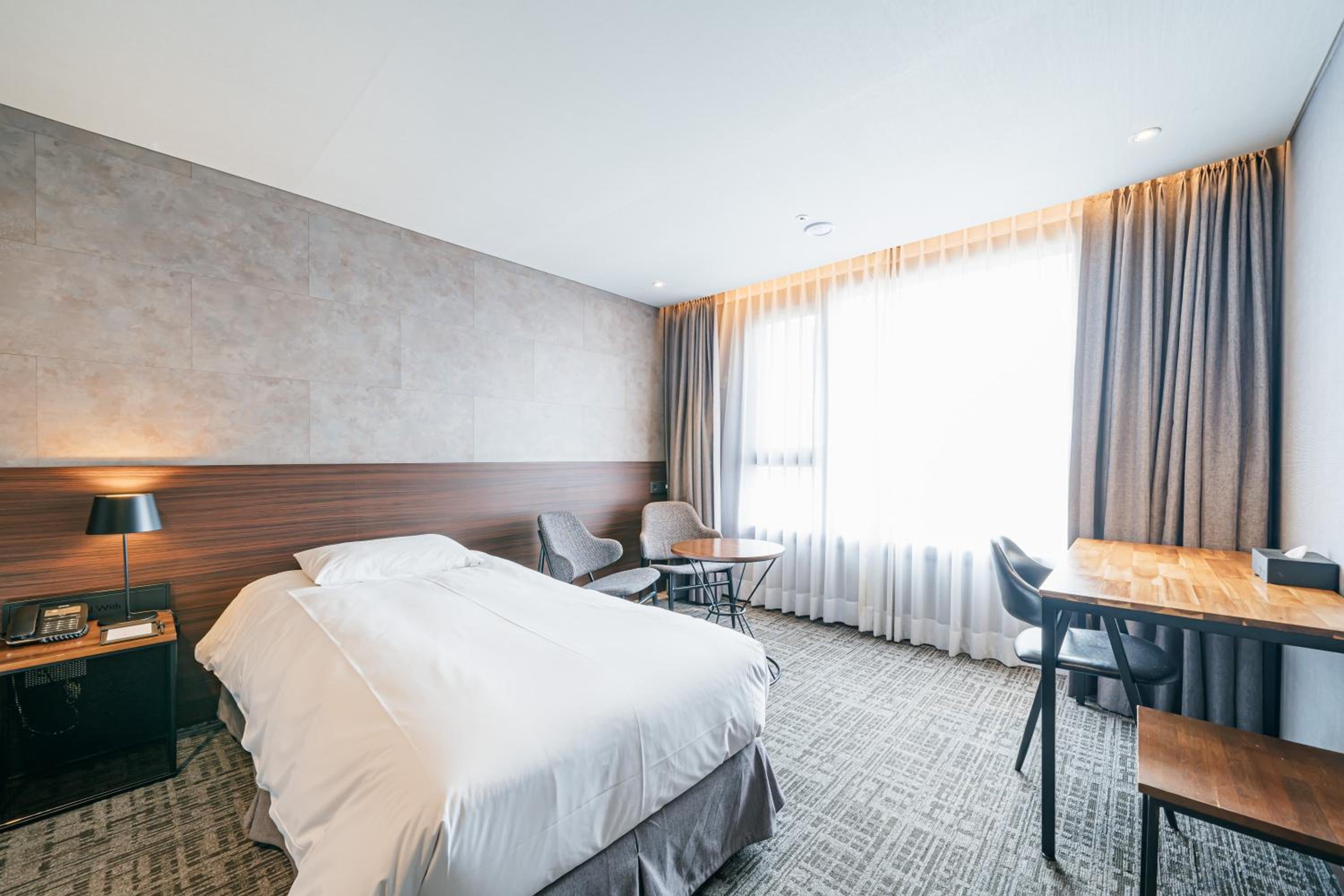Deluxe Twin Room - Photo 4
