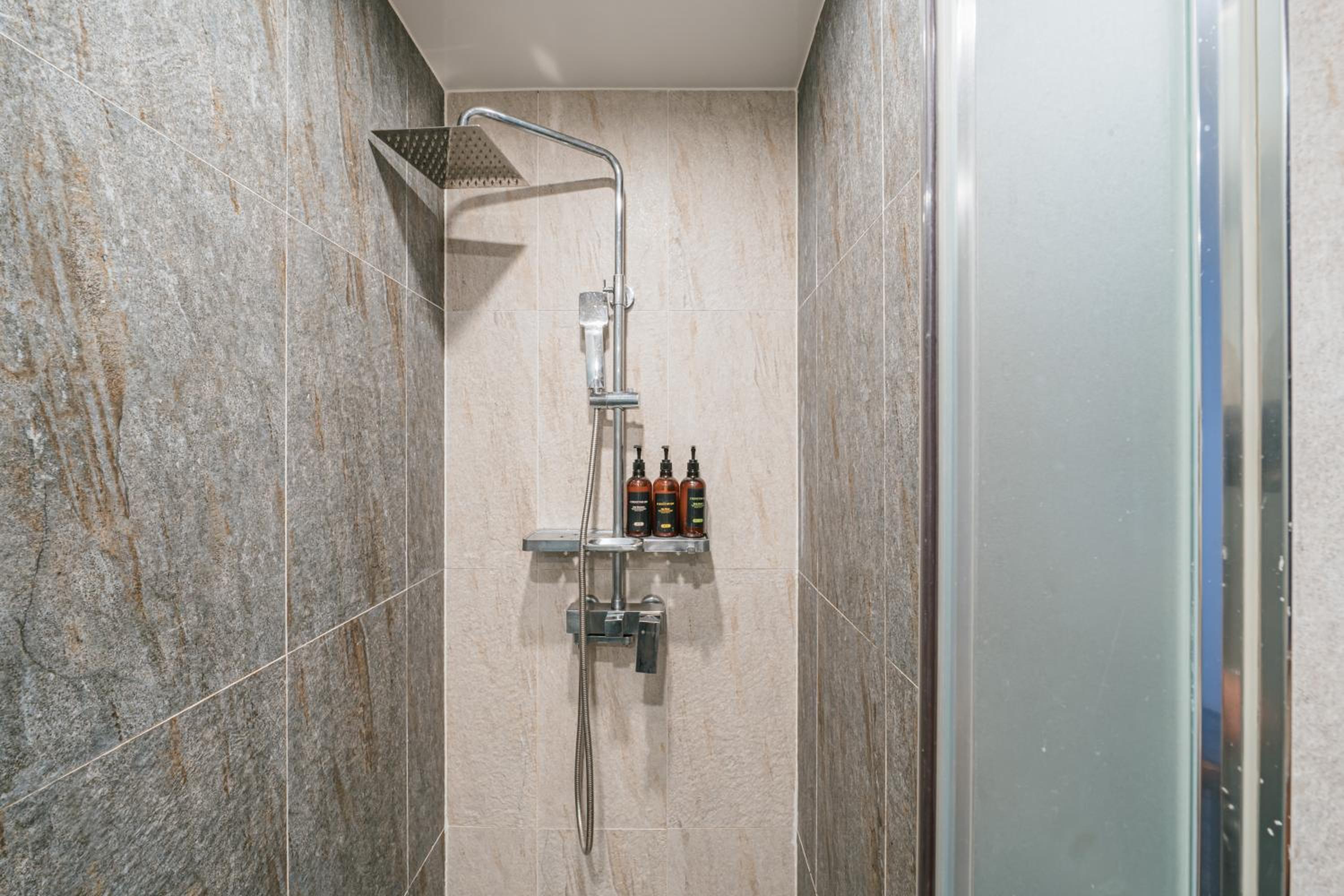 Deluxe Triple Room - Photo 5