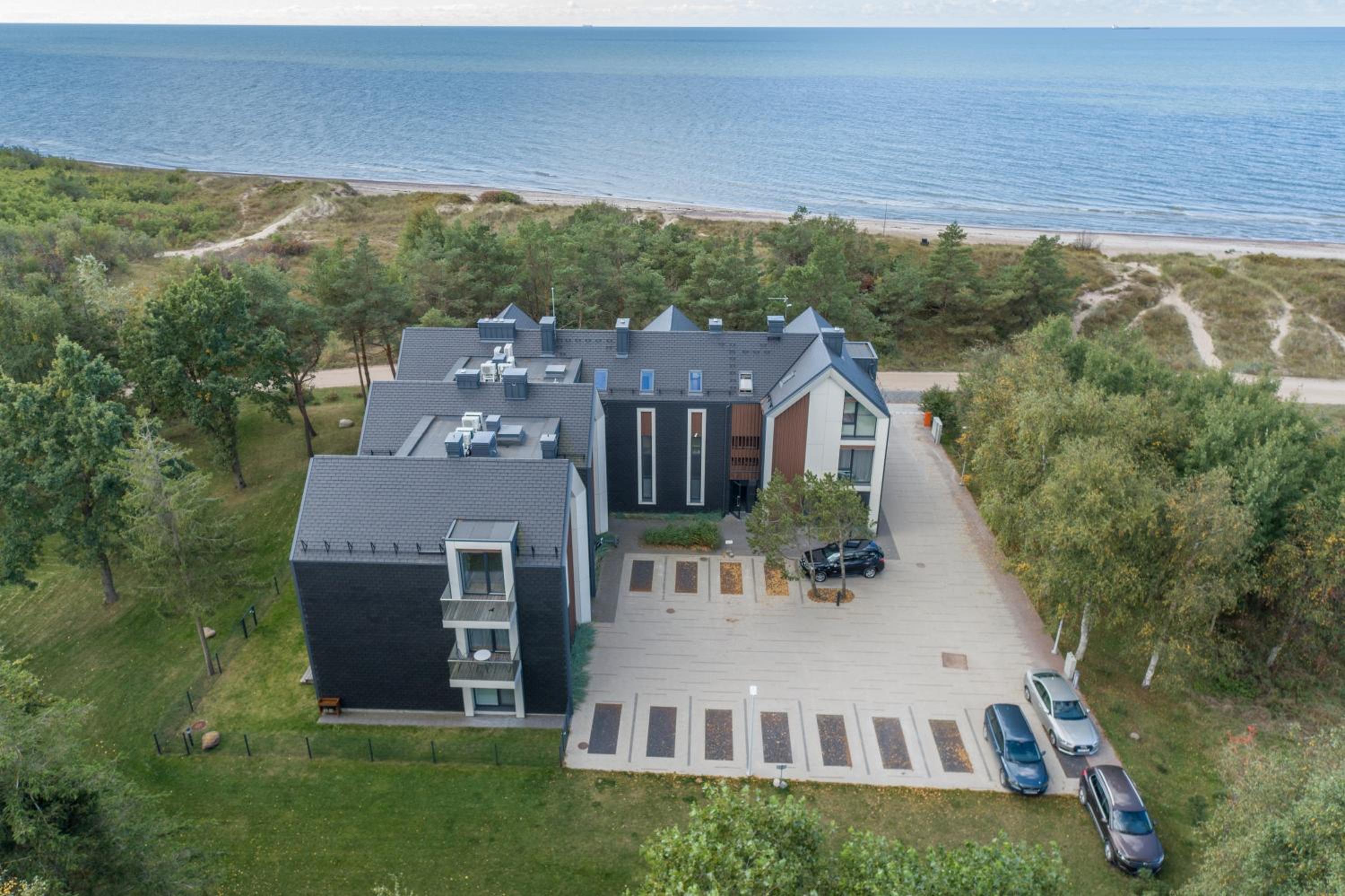 Apartment with Sea View - Photo 40