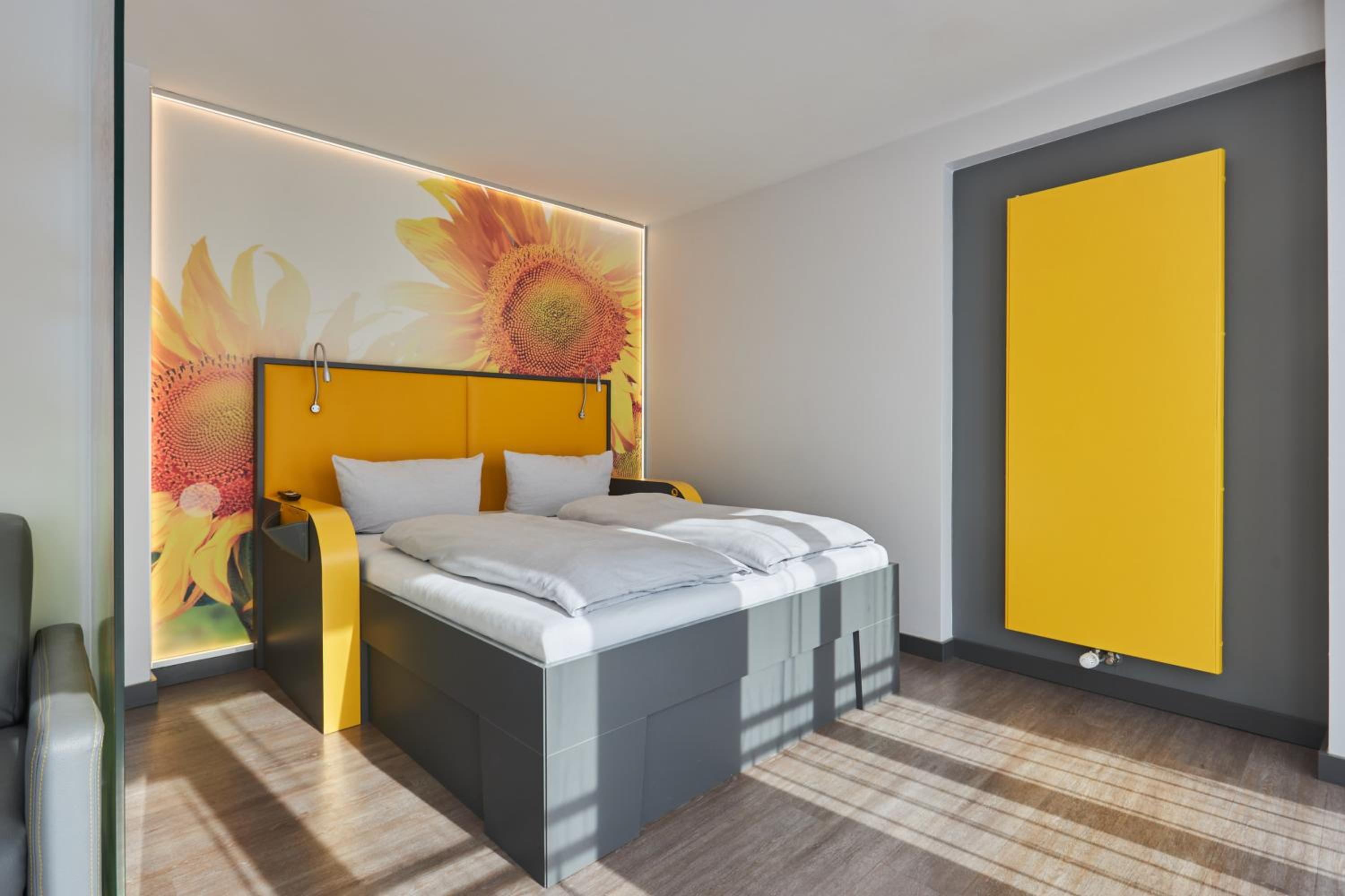 Quadruple Room (69 ft²) photo 3