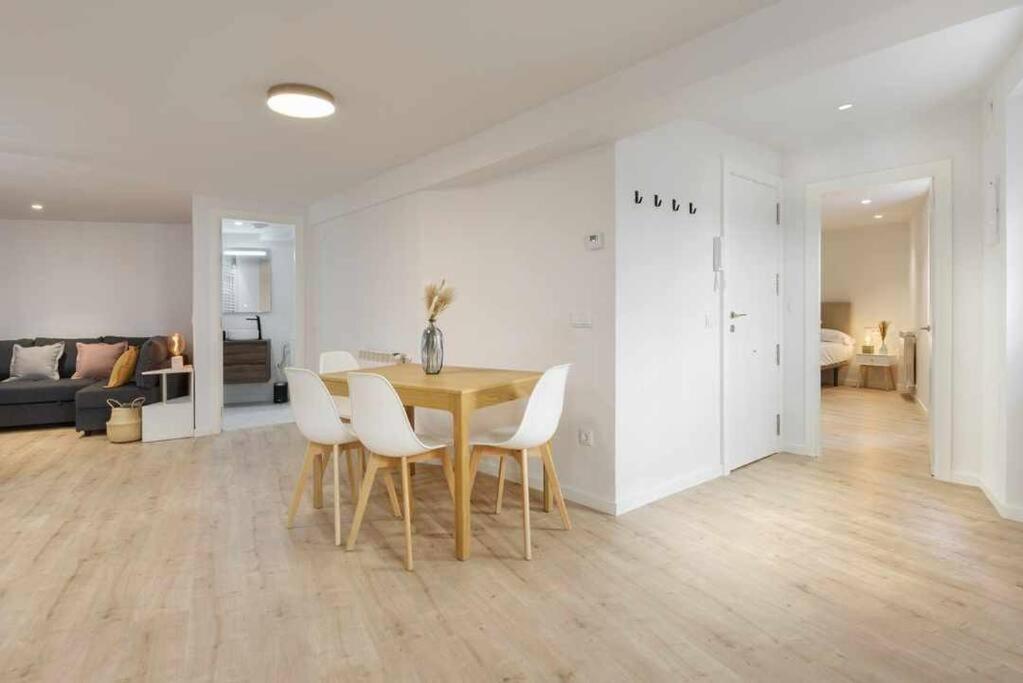 Two-Bedroom Apartment photo 2