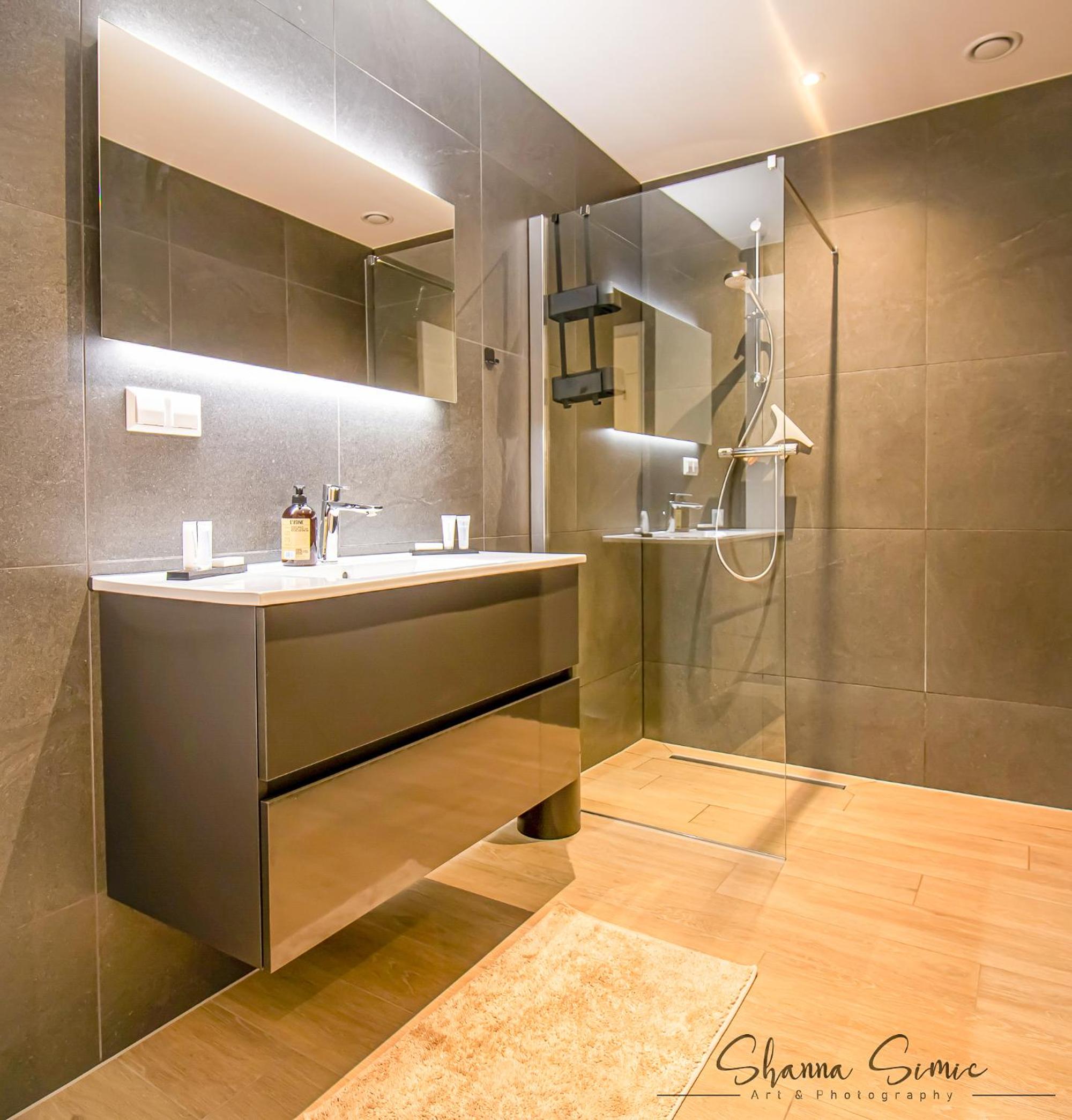 Two-Bedroom Apartment - Photo 13