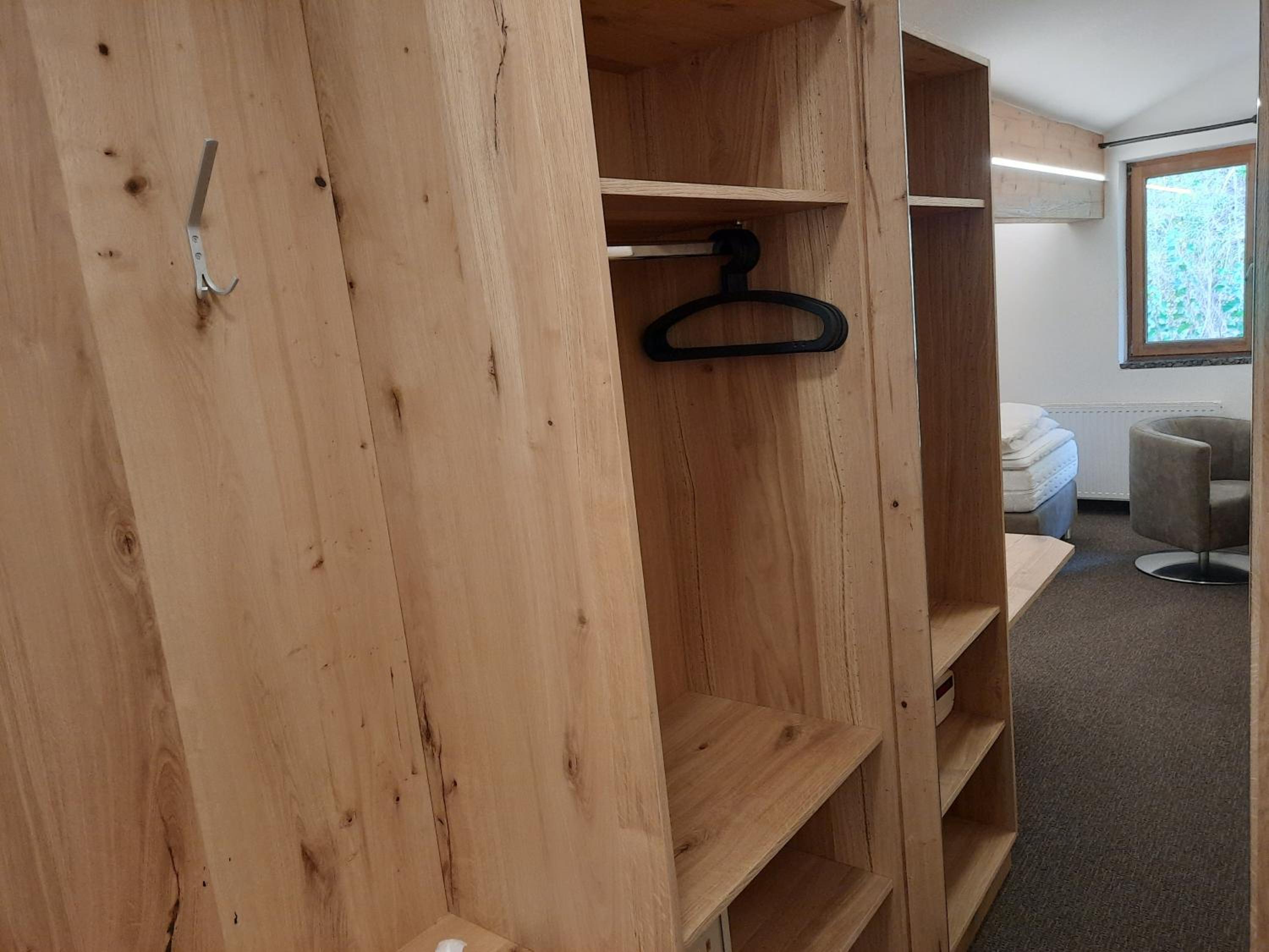 Single Room photo 2