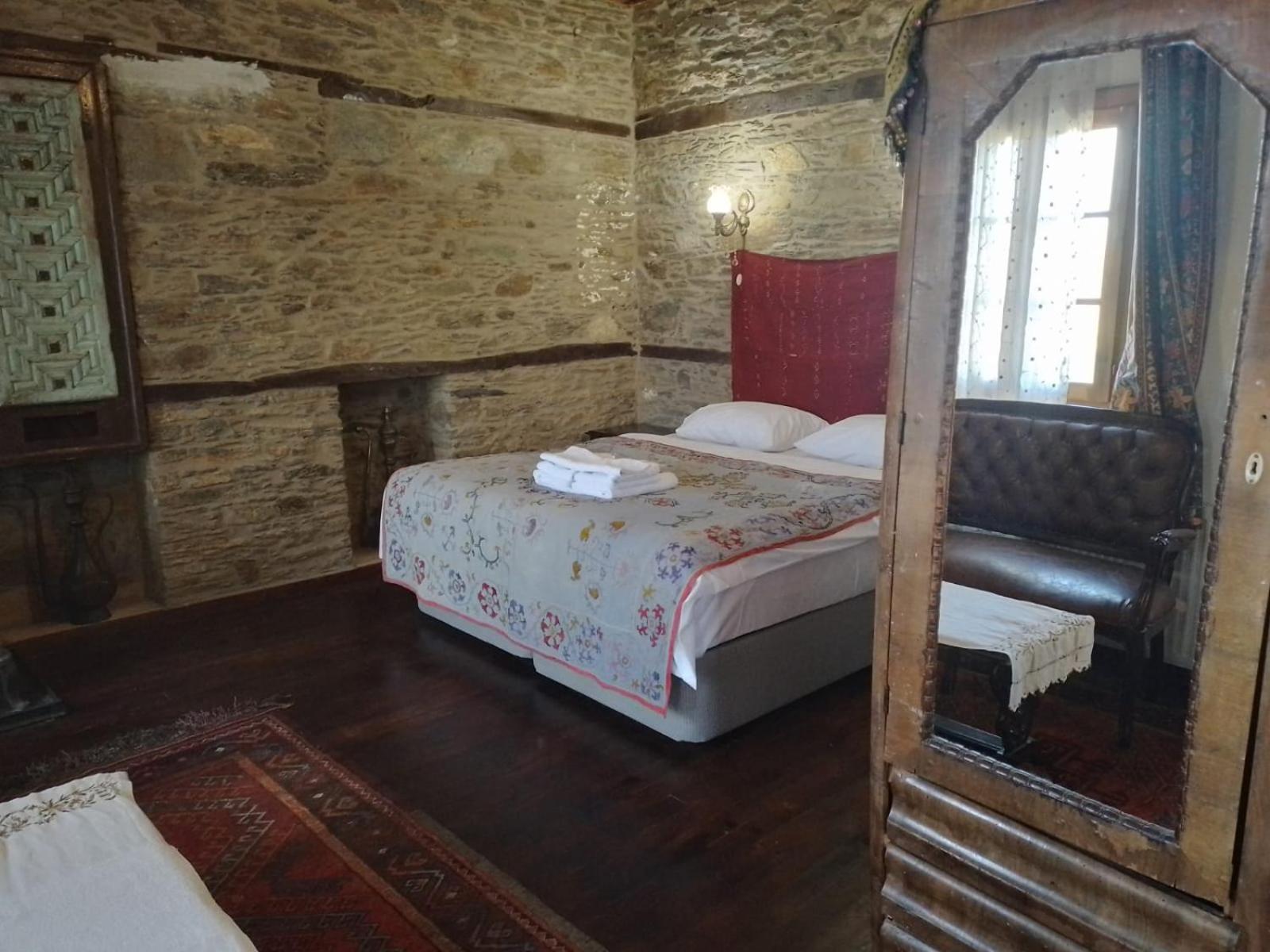 Superior Triple Room - Photo 4