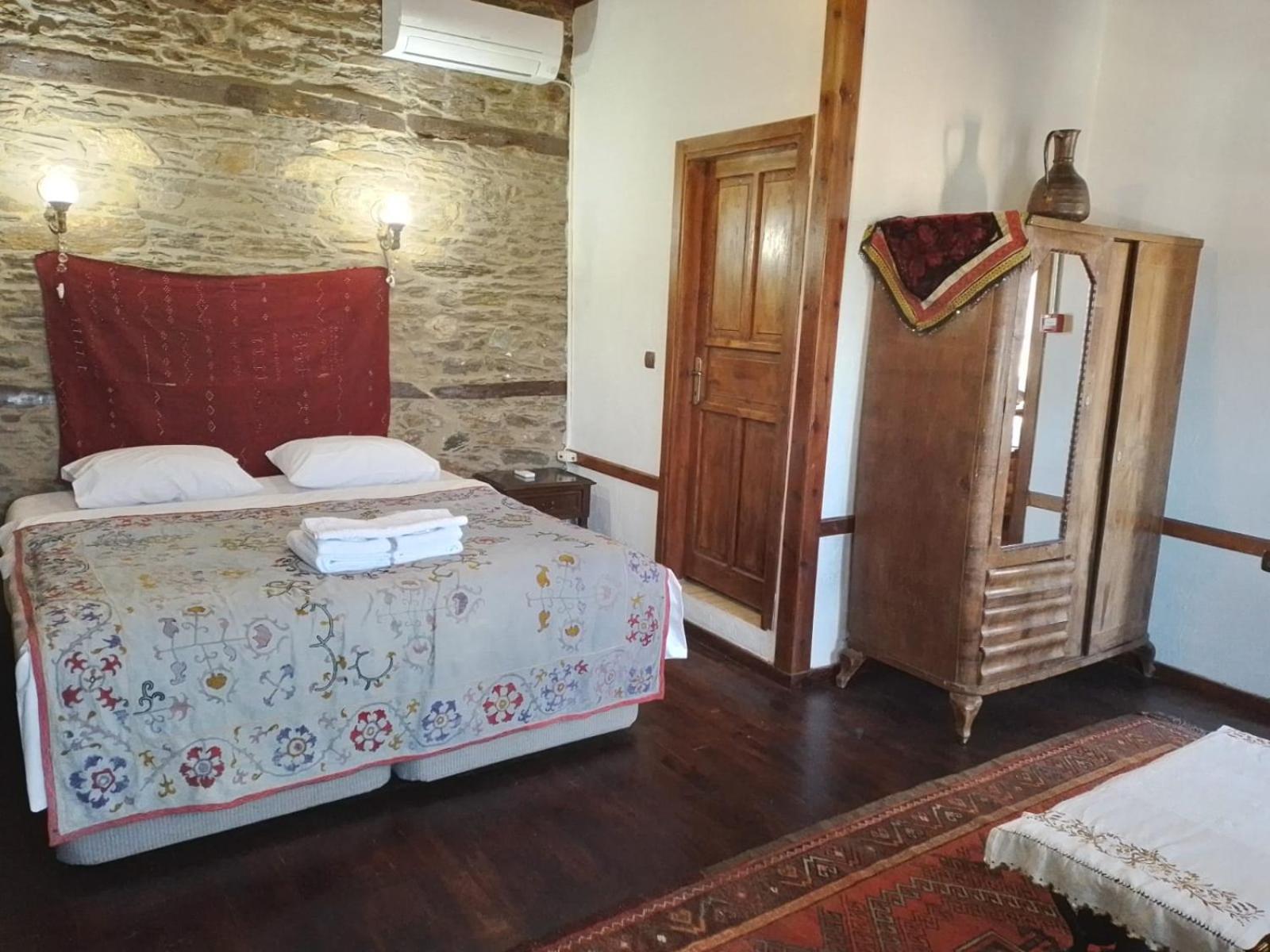 Superior Triple Room - Photo 3