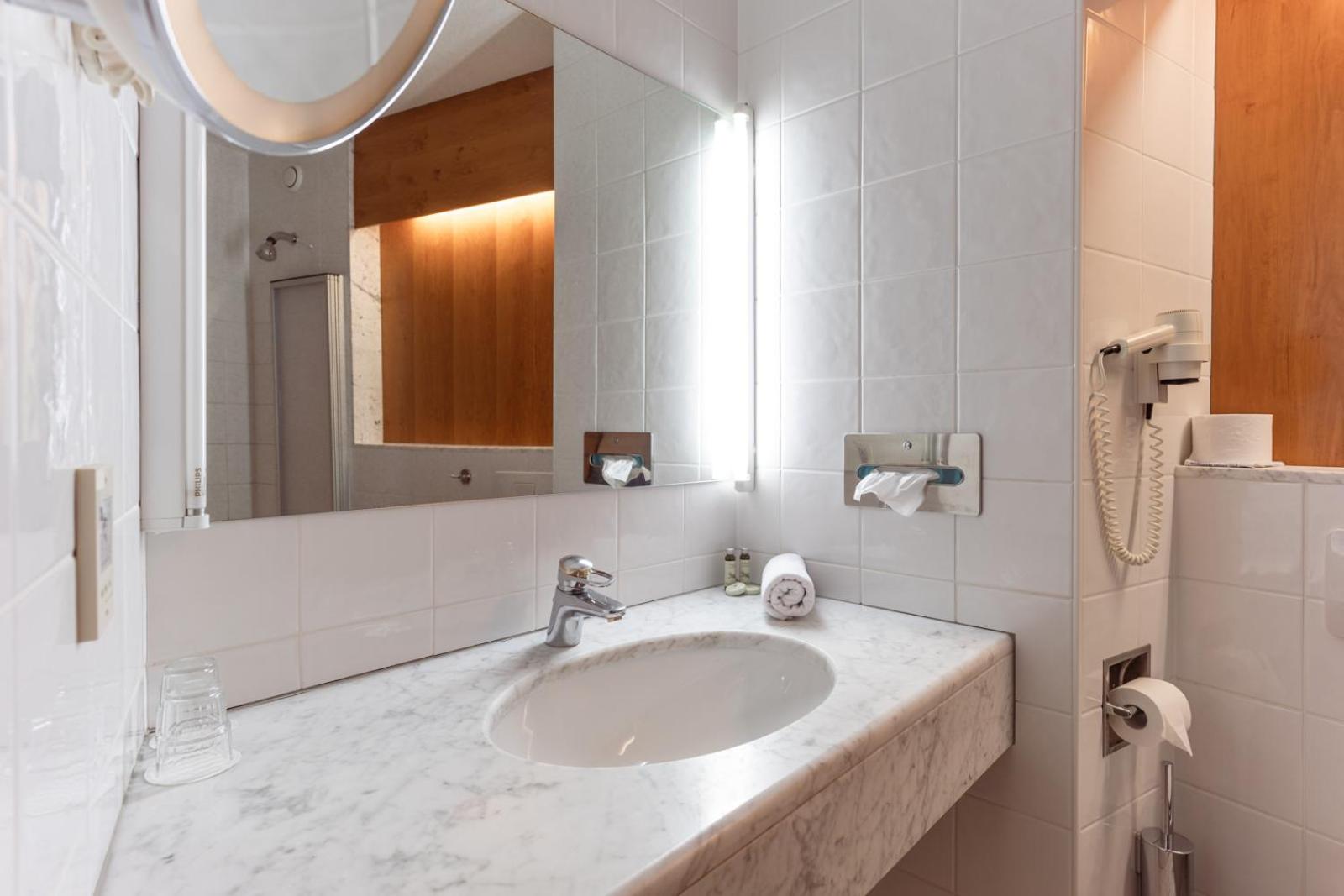 Double or Twin Room photo 2