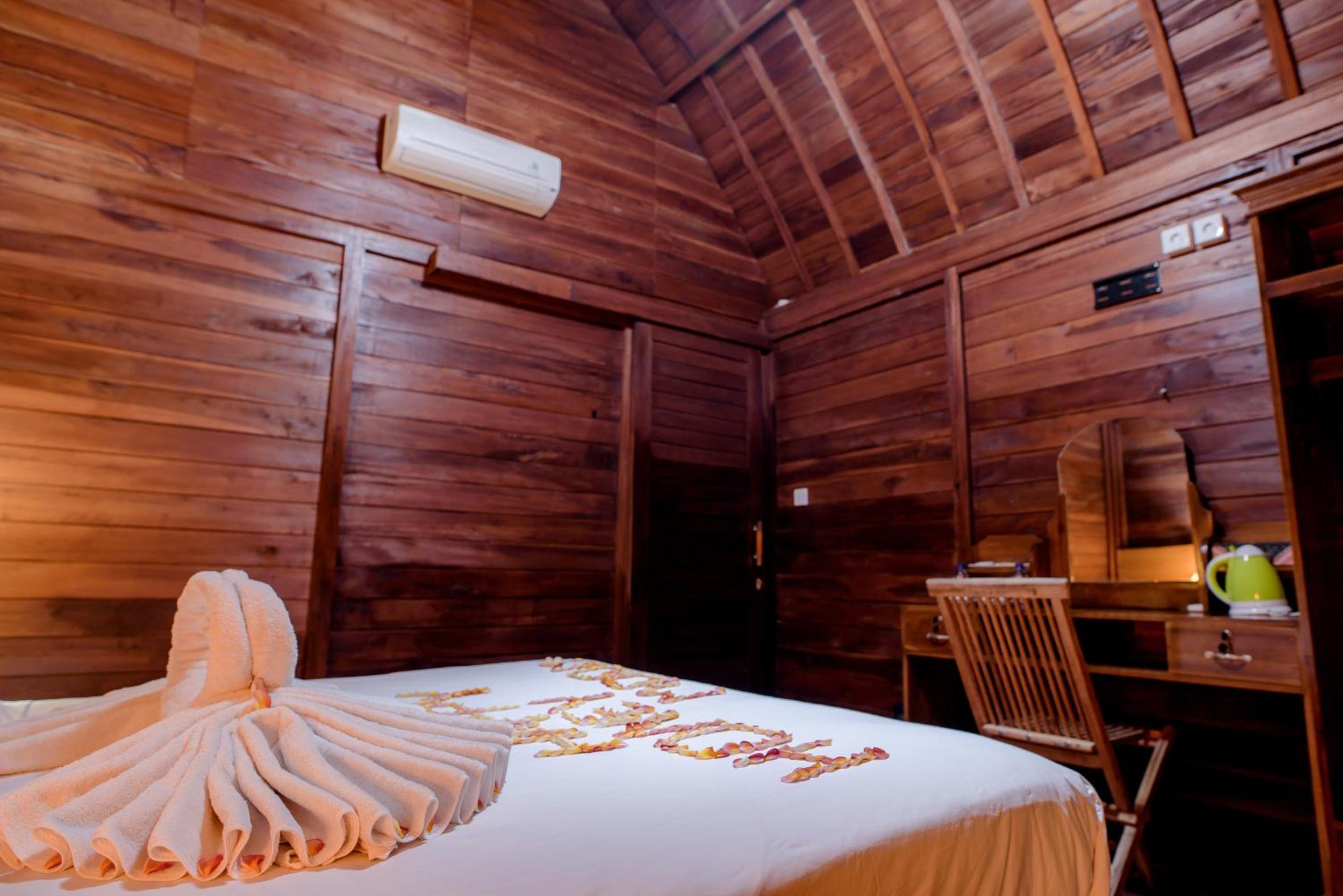 Double Room with Garden View - Photo 10