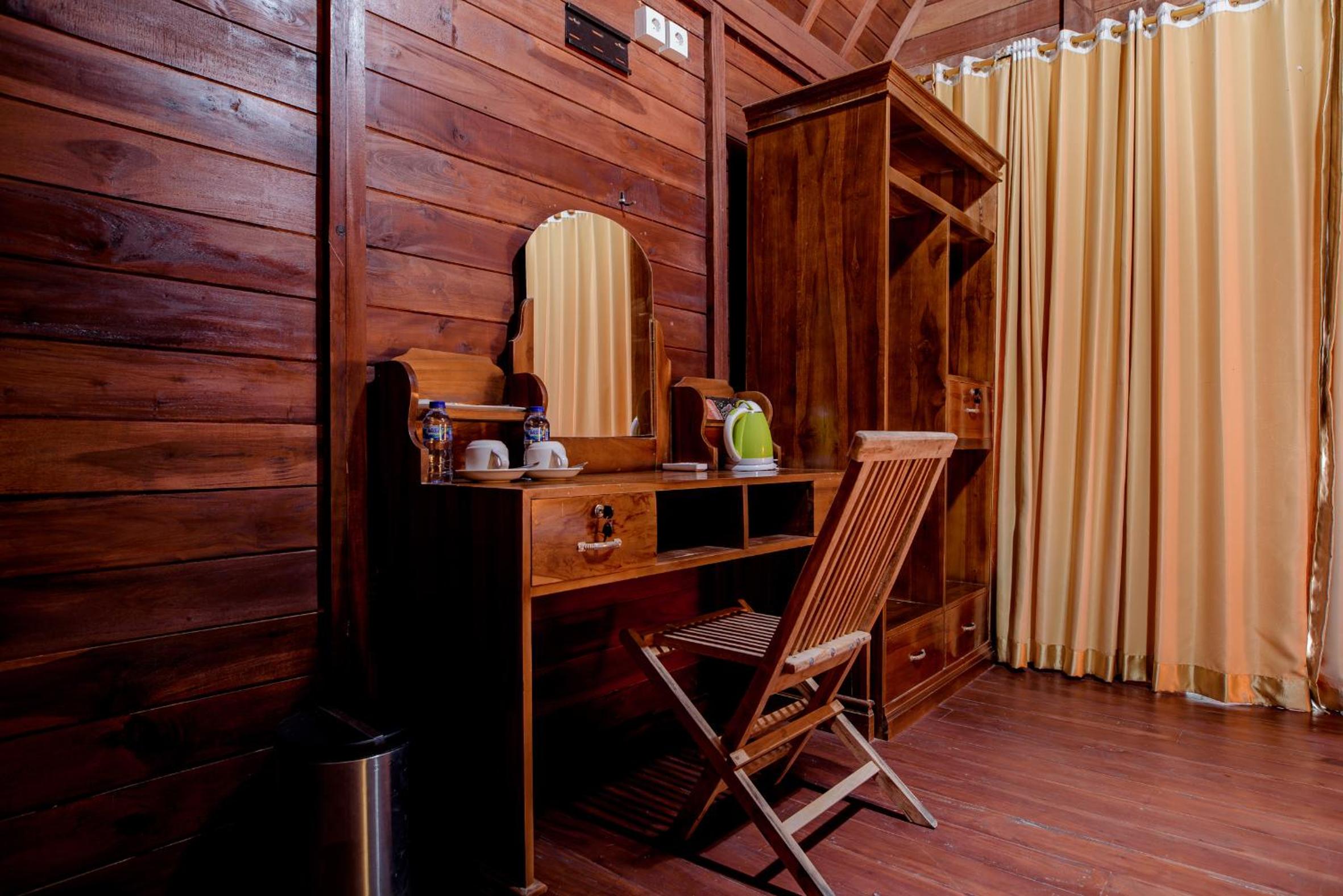 Double Room with Garden View - Photo 8