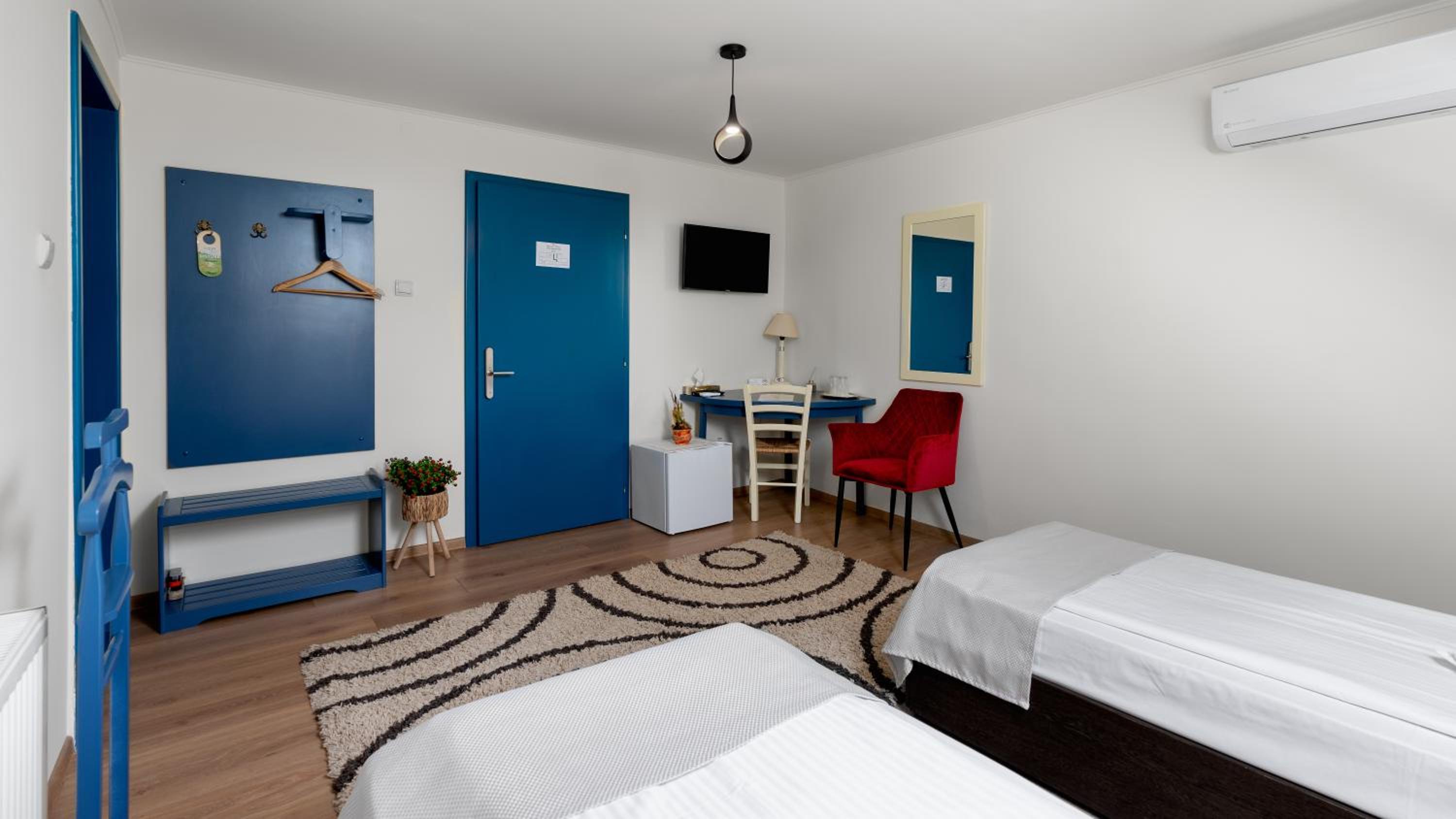 Double or Twin Room - Photo 1