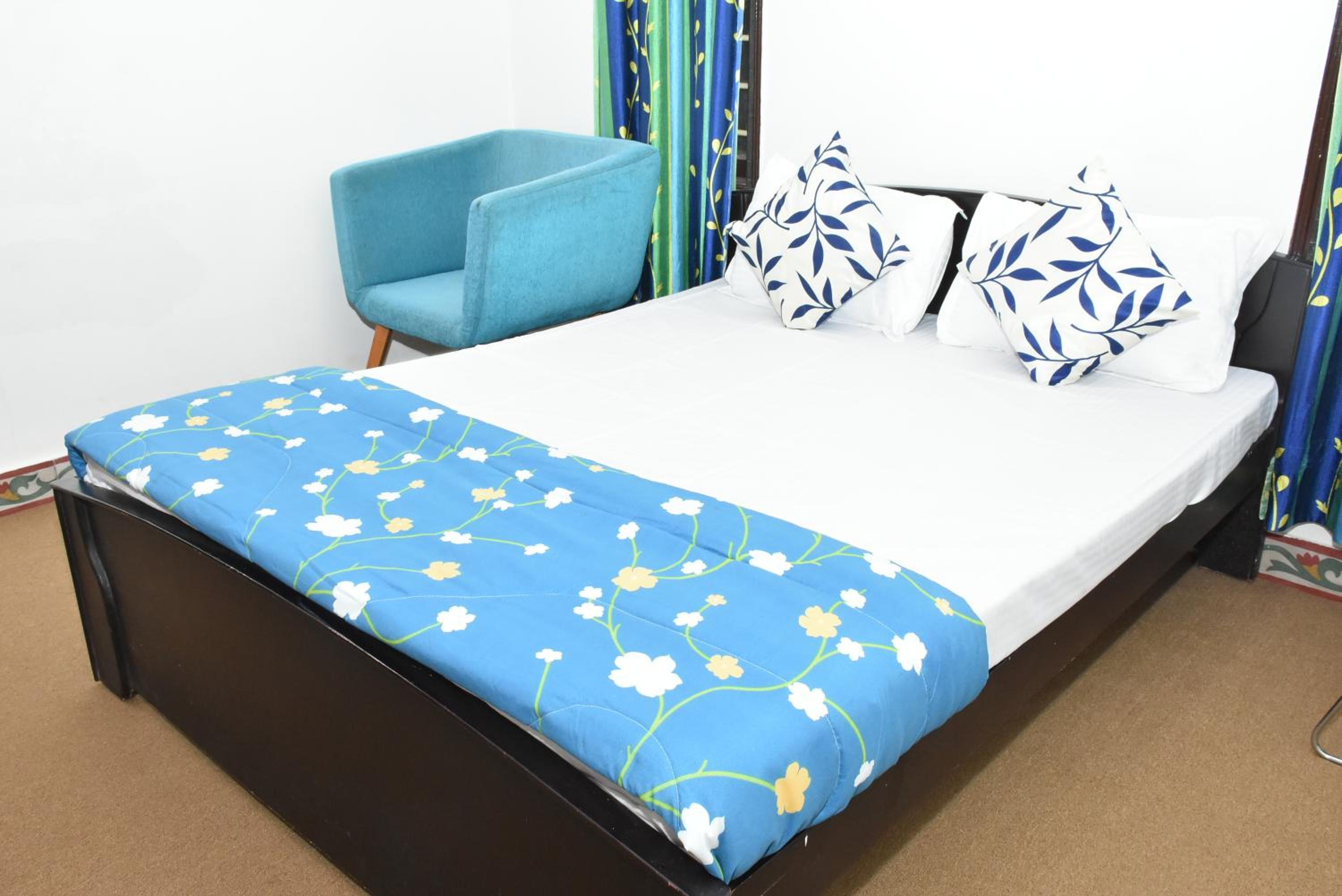 Standard Double Room photo 3