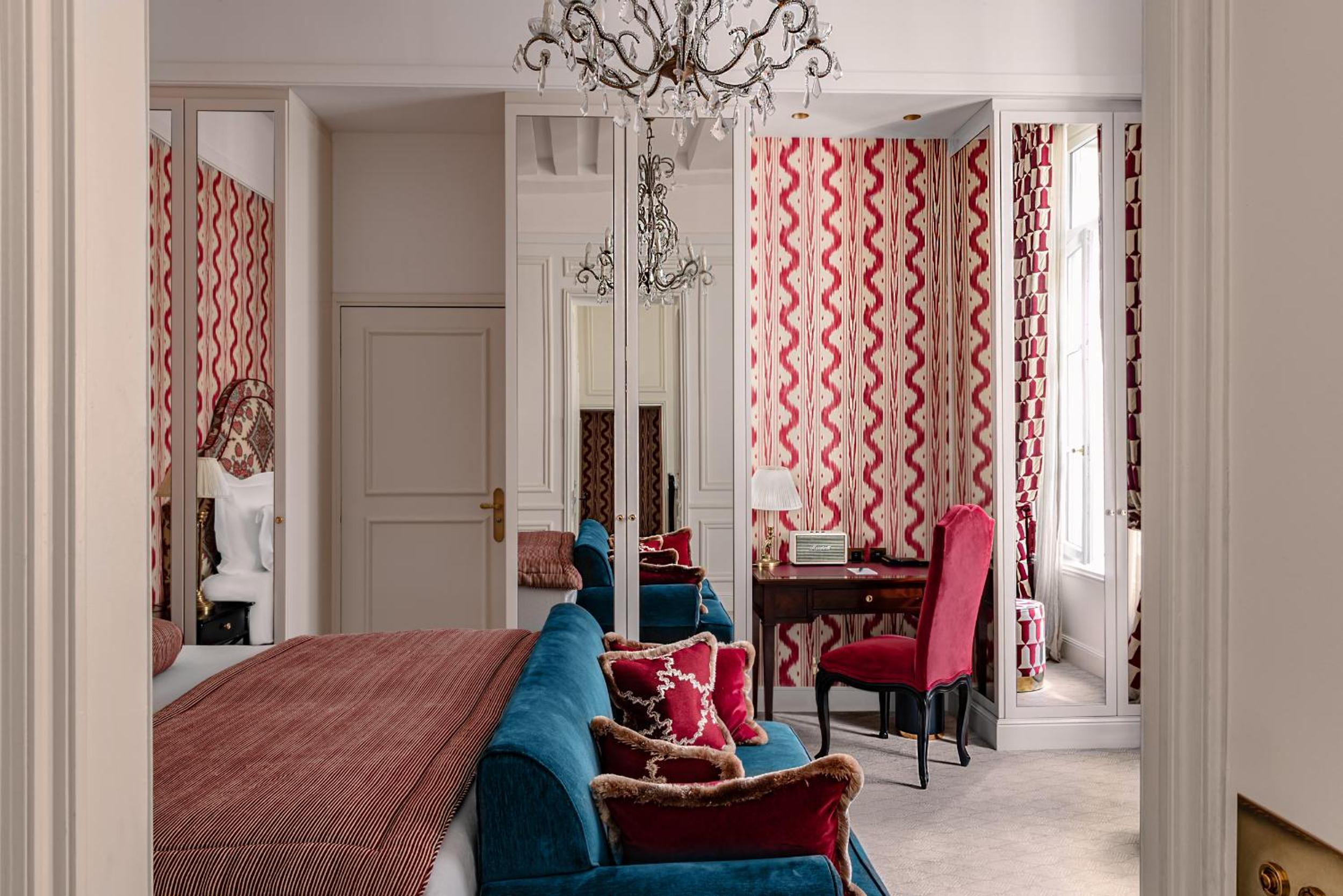 Deluxe Junior Suite photo 1
