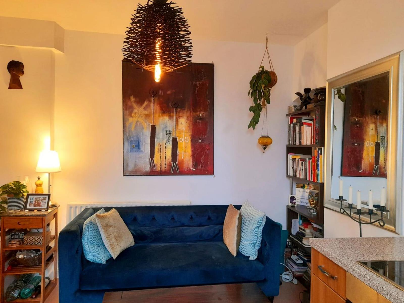 One-Bedroom Apartment photo 2