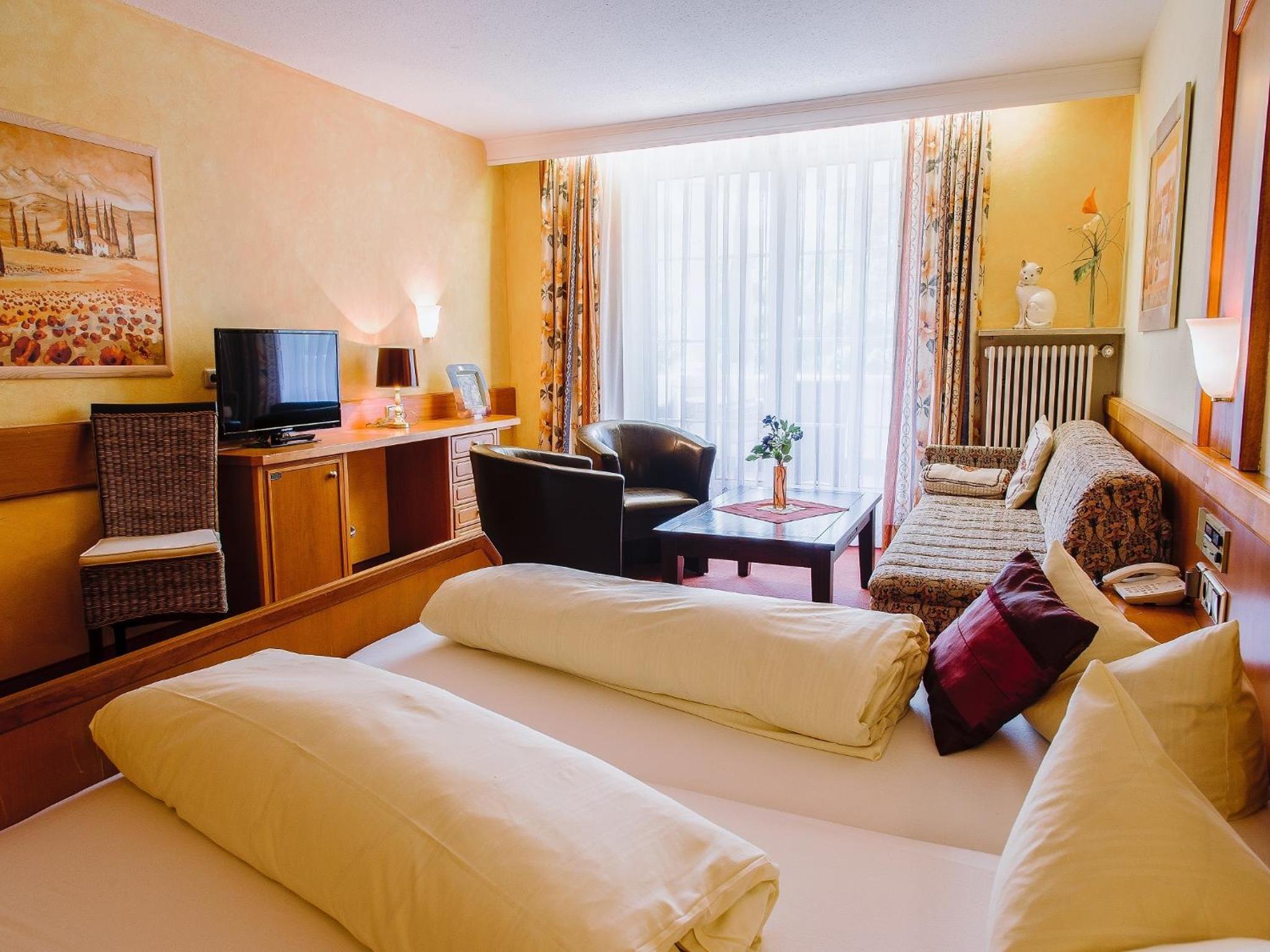 Deluxe Double Room with Park View photo 2