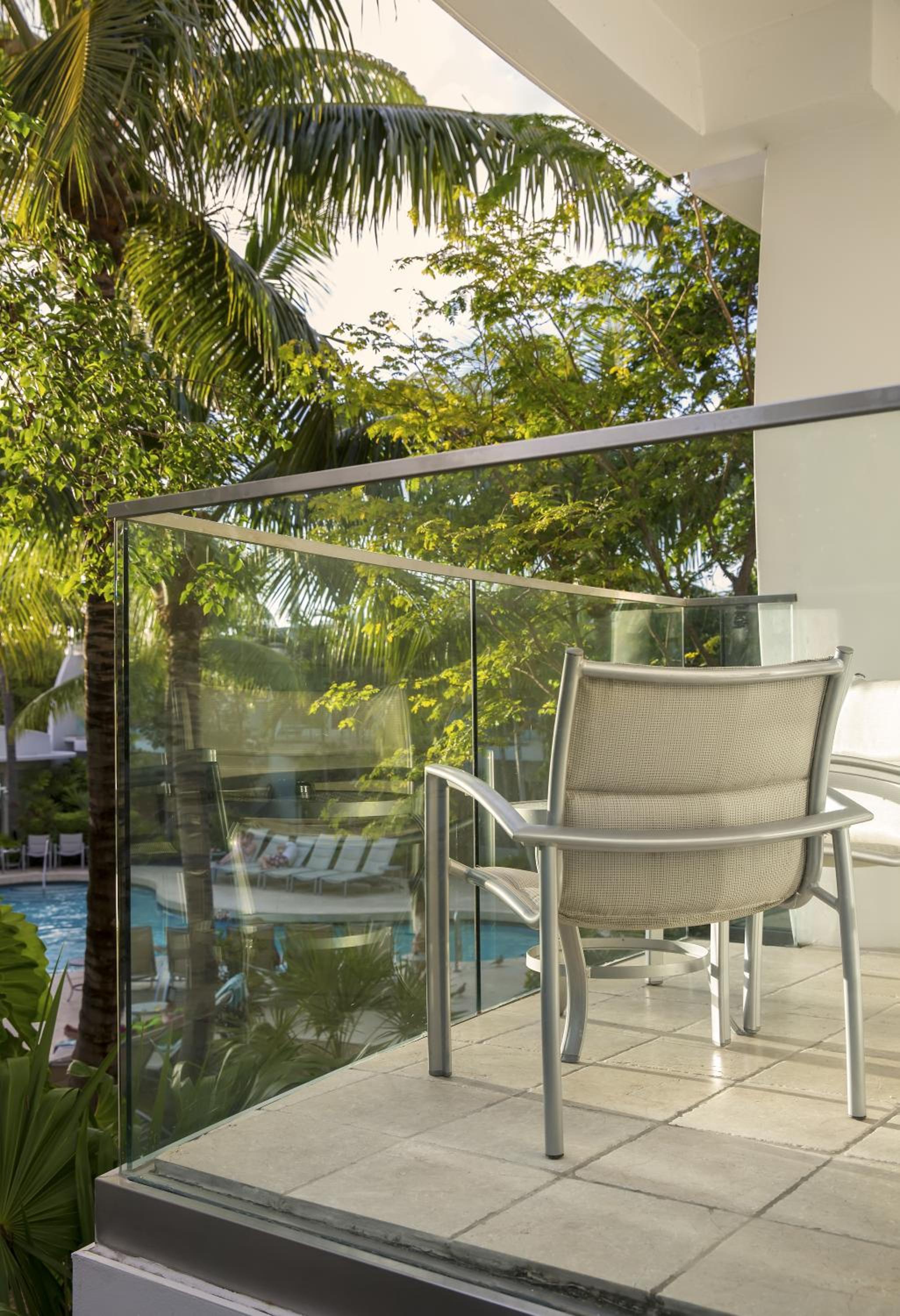 Two-Bedroom Villa with Pool View - Photo 3