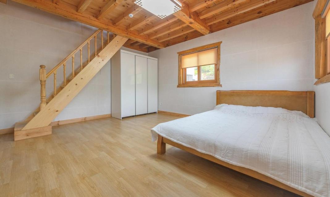 Vacation Home - Photo 2