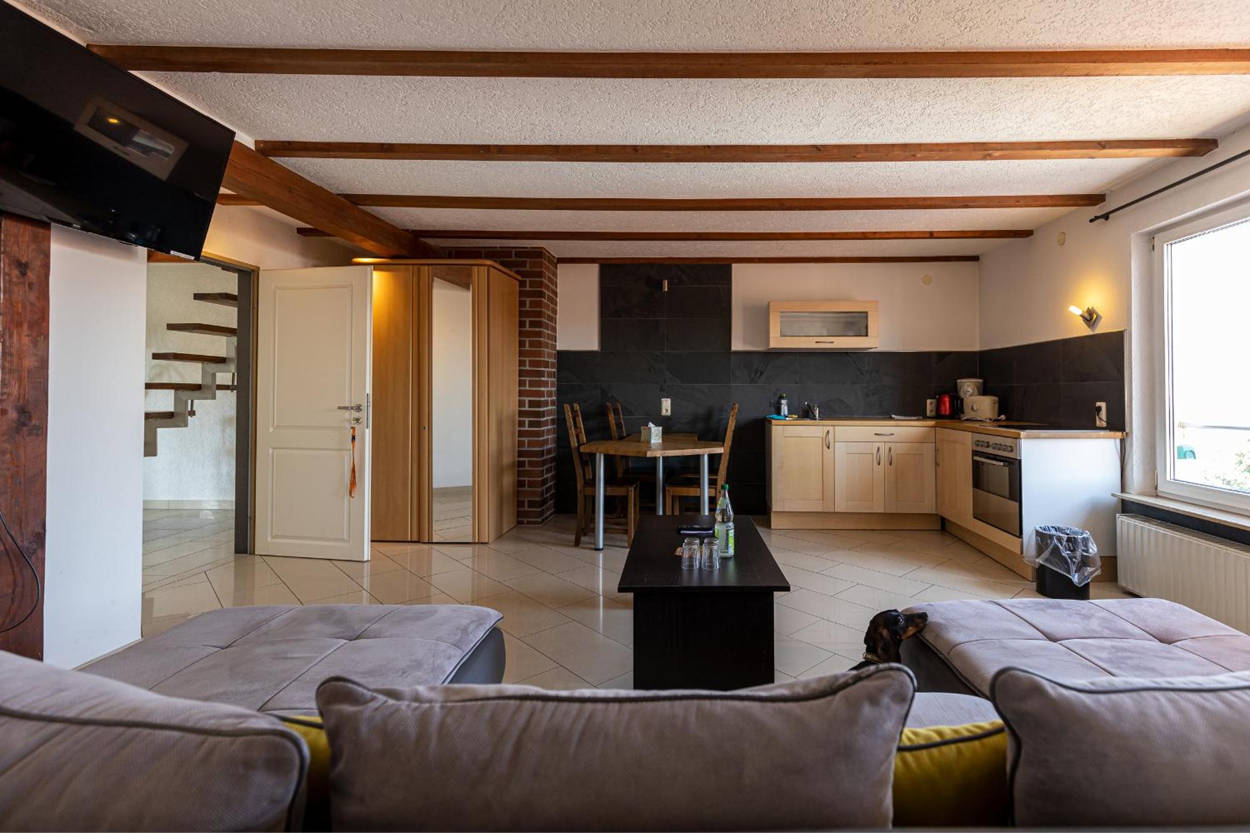 Two-Bedroom Suite - Photo 8