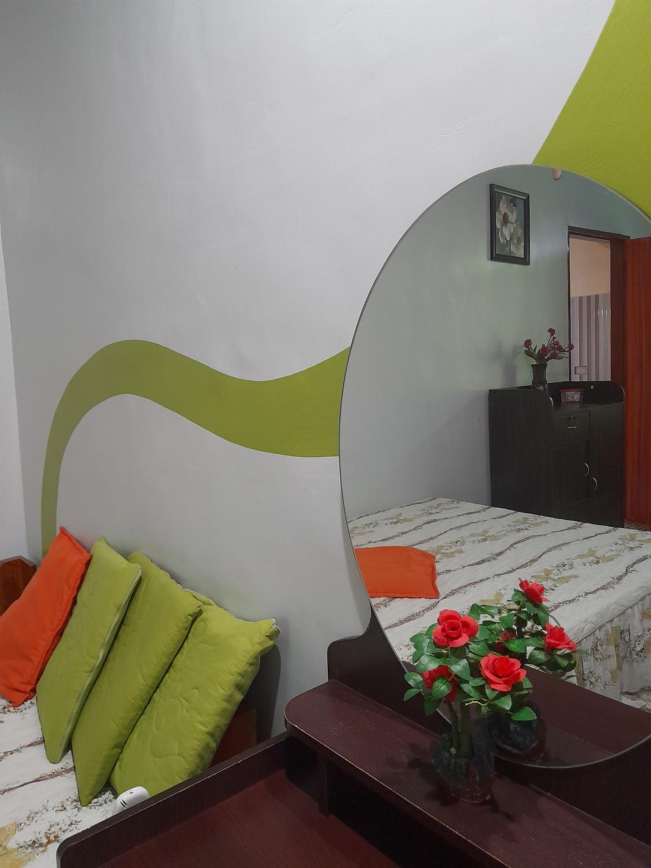 Family Room with Private Bathroom - Photo 6