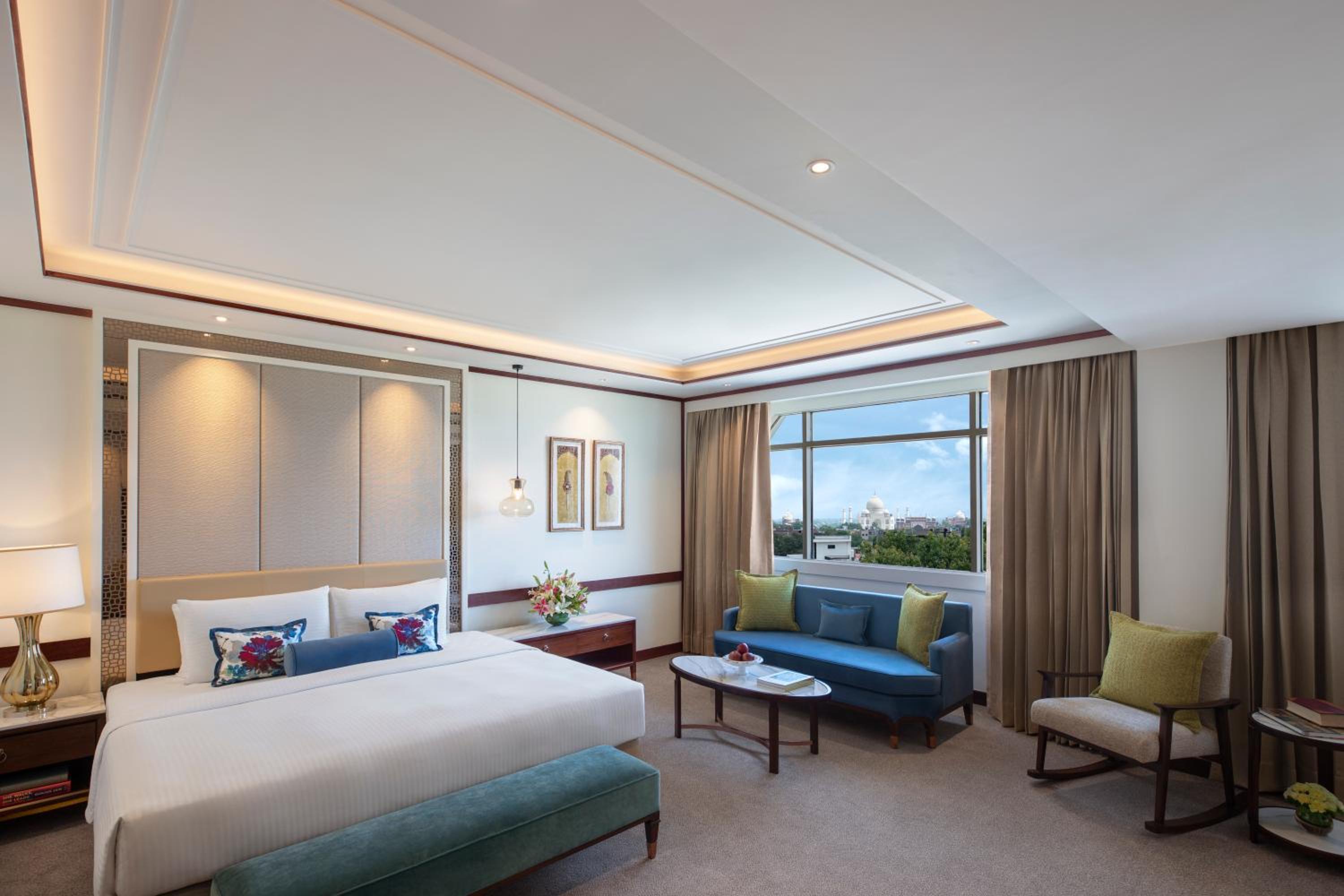 Junior Suite Taj Mahal View King Bed - Photo 1