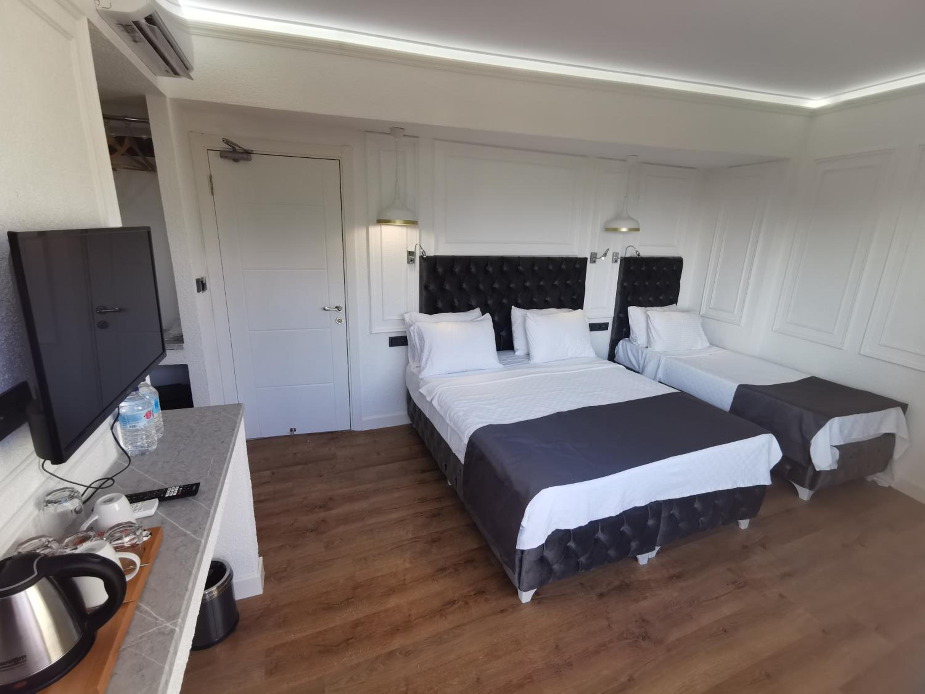 Triple Room with Sea View photo 1