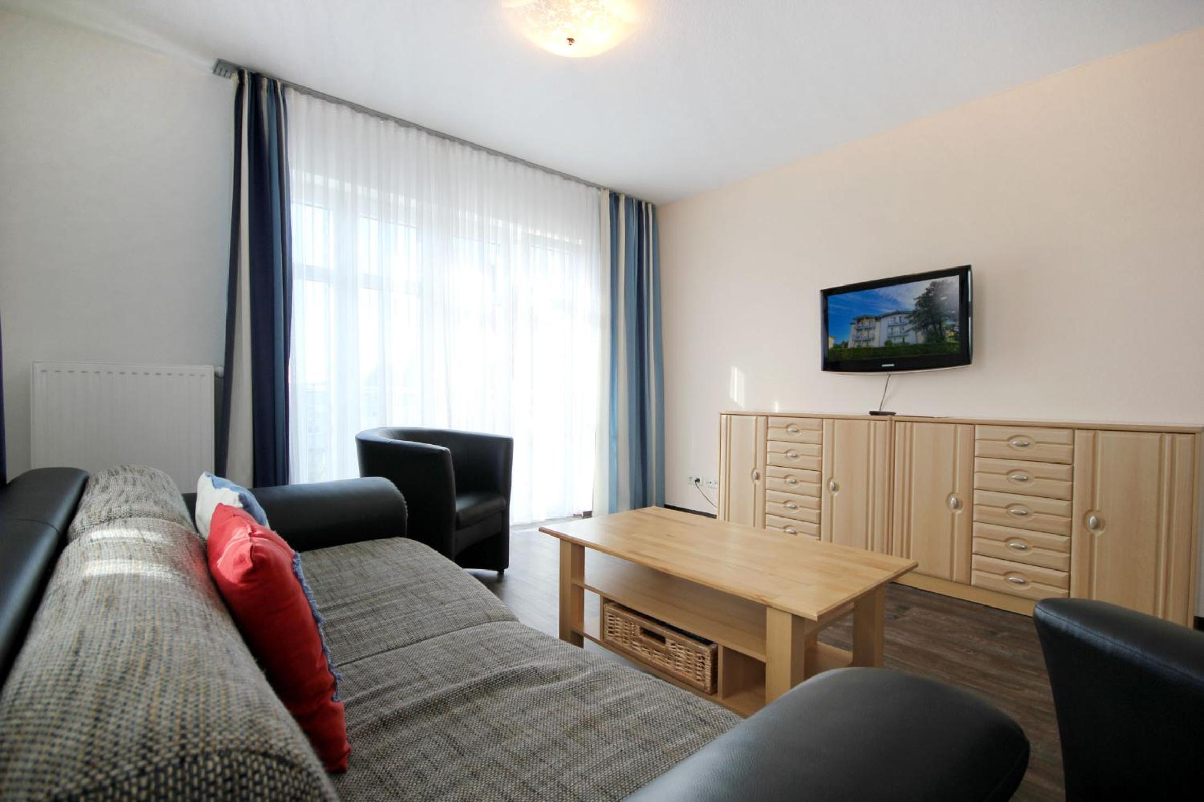 Apartment photo 1