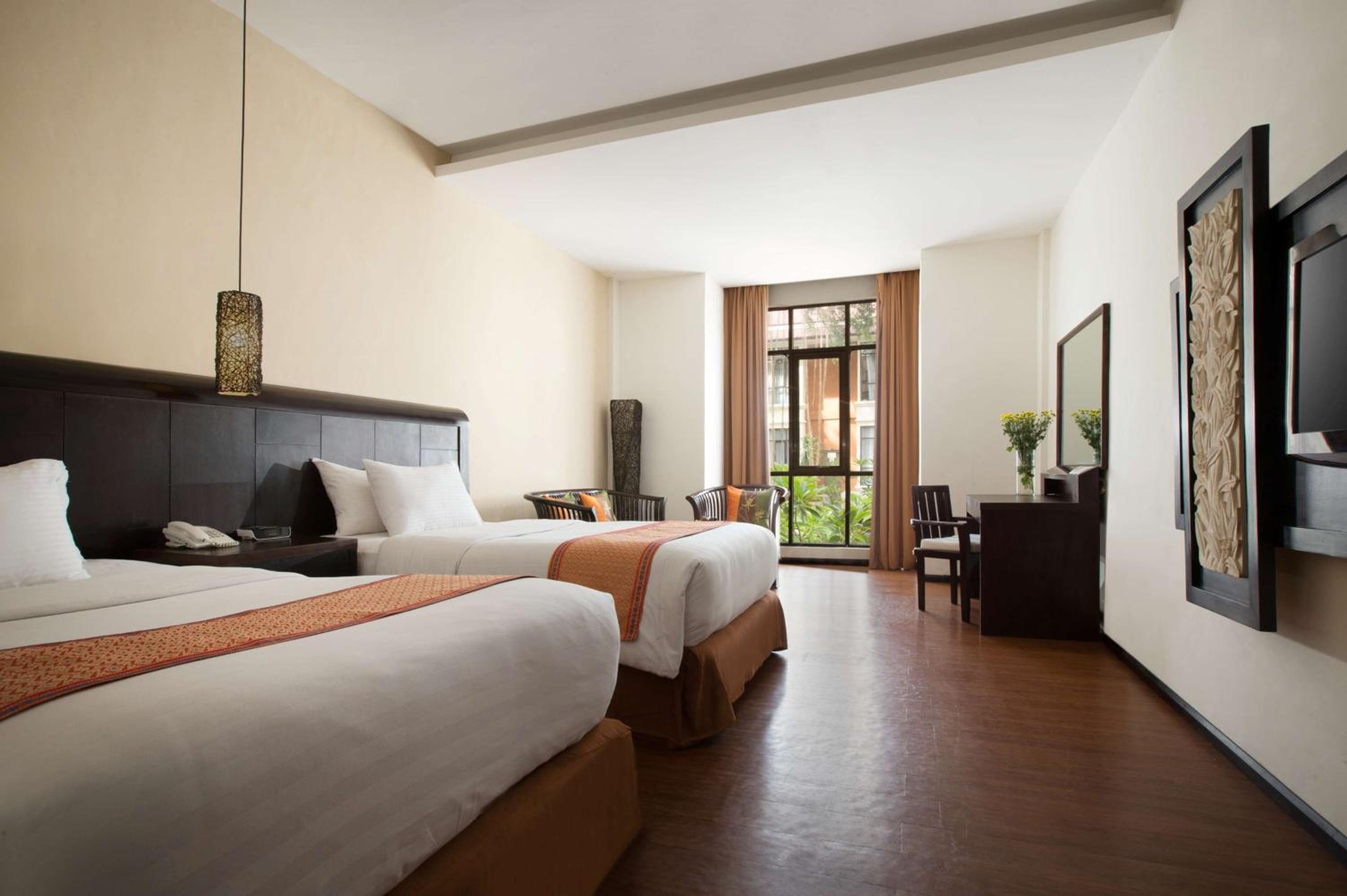 Deluxe Twin Room with Garden View - Non-Smoking photo 1