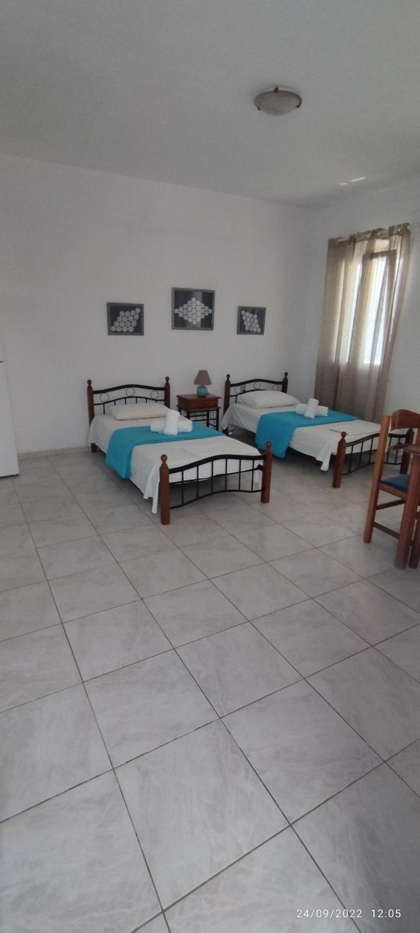Family Room with Balcony photo 1