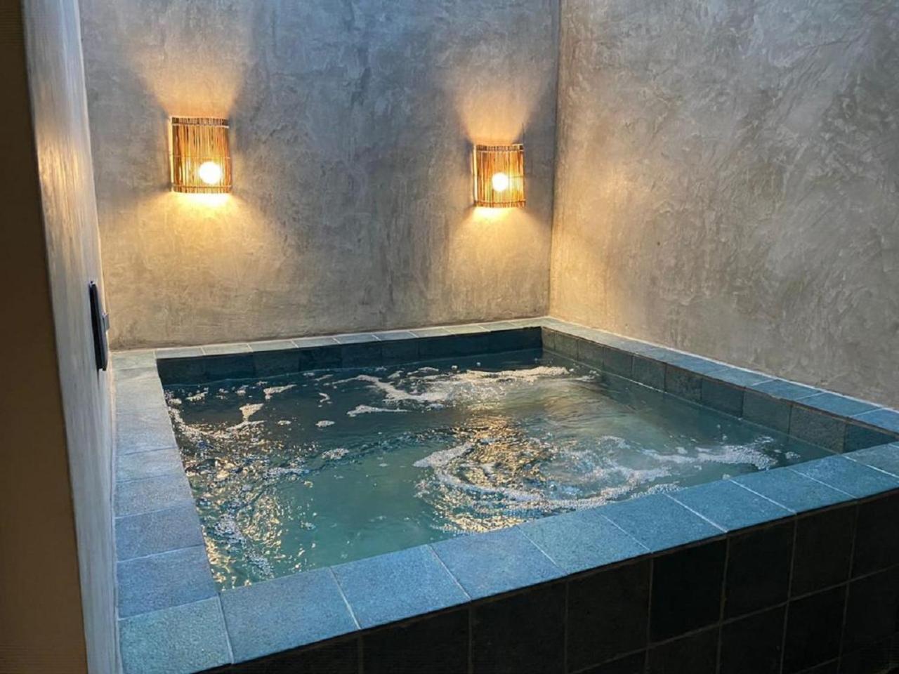 Suite with Private Pool photo 2