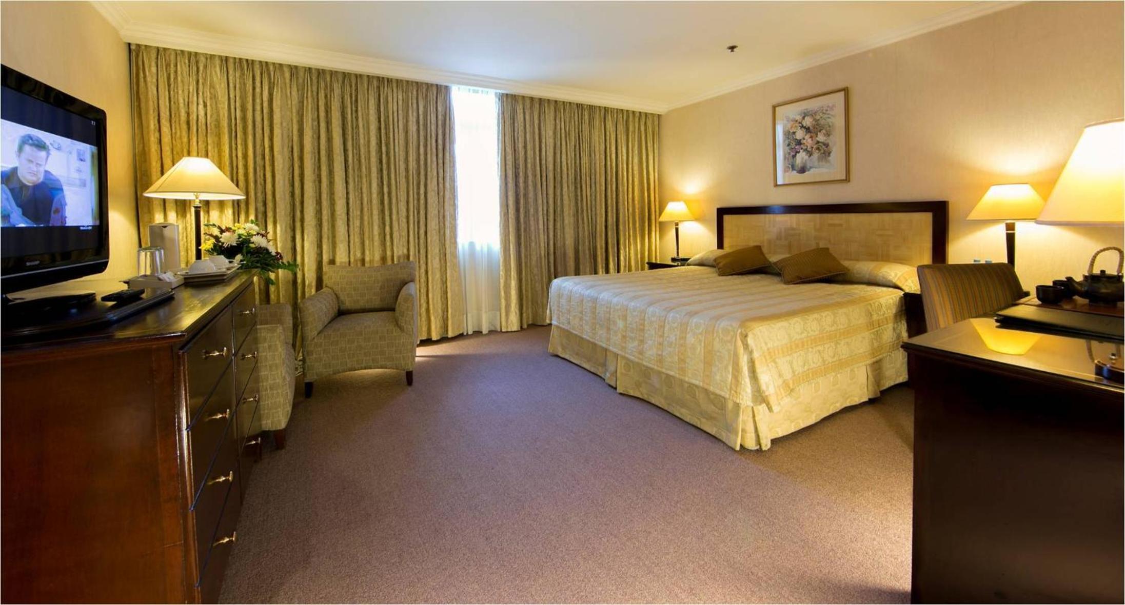 Superior King Room - Photo 2